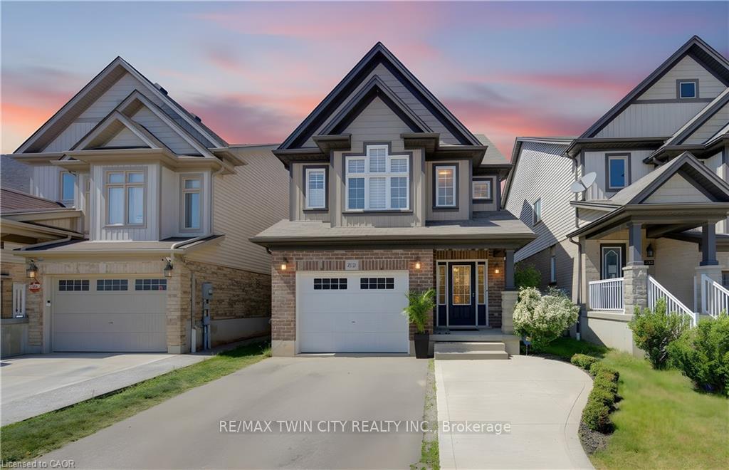 232 CRANBROOK Street Kitchener Ontario Canada Sale residential Jamie Kubassek RE/MAX Twin City Realty Inc., Brokerage*
