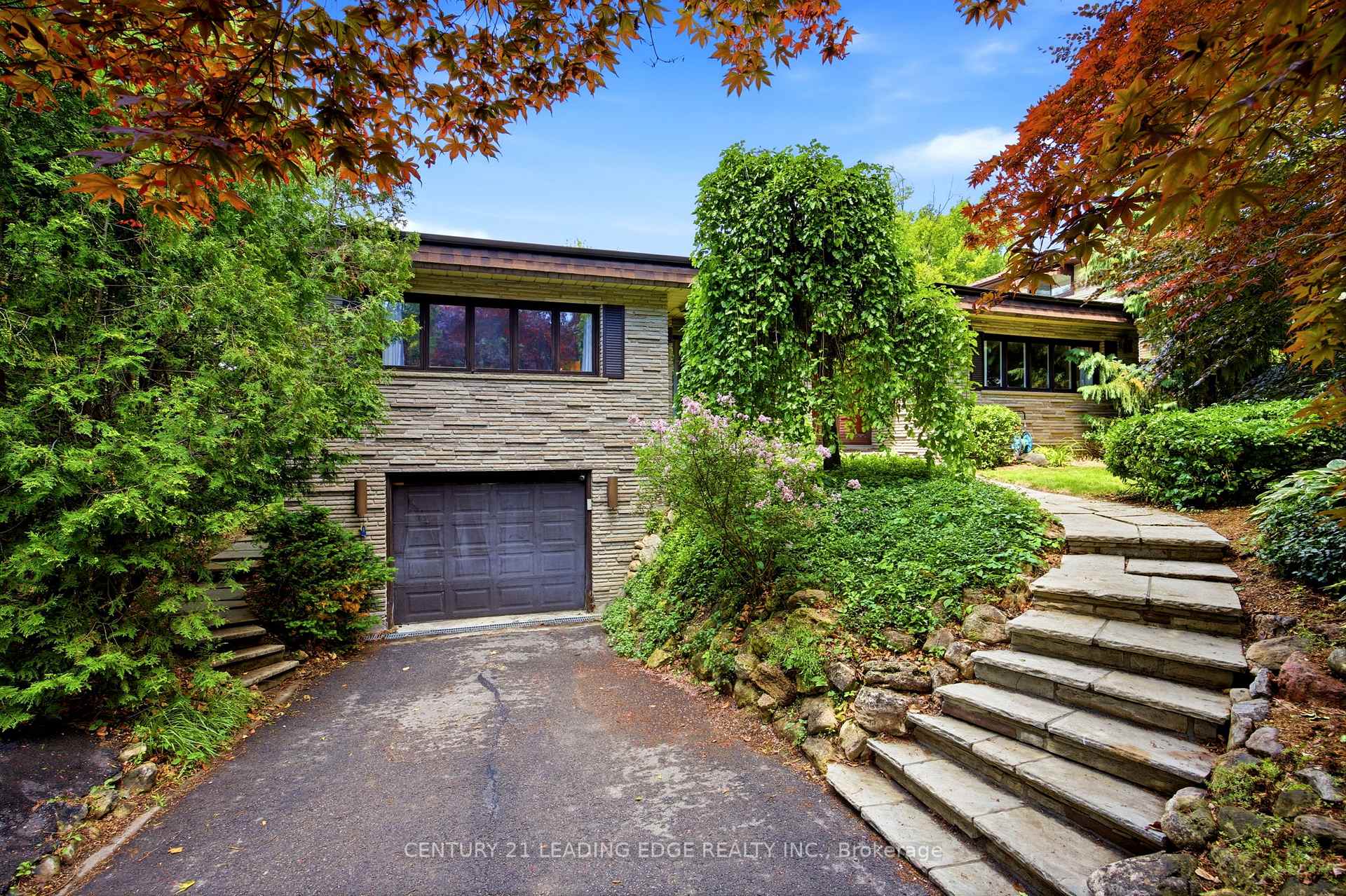 128 Marica Avenue Oshawa Ontario Canada Sale residential ALEX MACALE Century21 Leading Edge Realty Inc., Brokerage