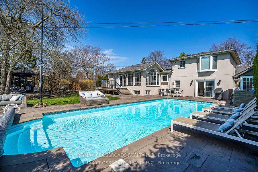 3 Wythenshawe Wood Toronto Ontario Canada Sale residential Dee Peroff RE/MAX CROSSROADS REALTY INC, Brokerage*