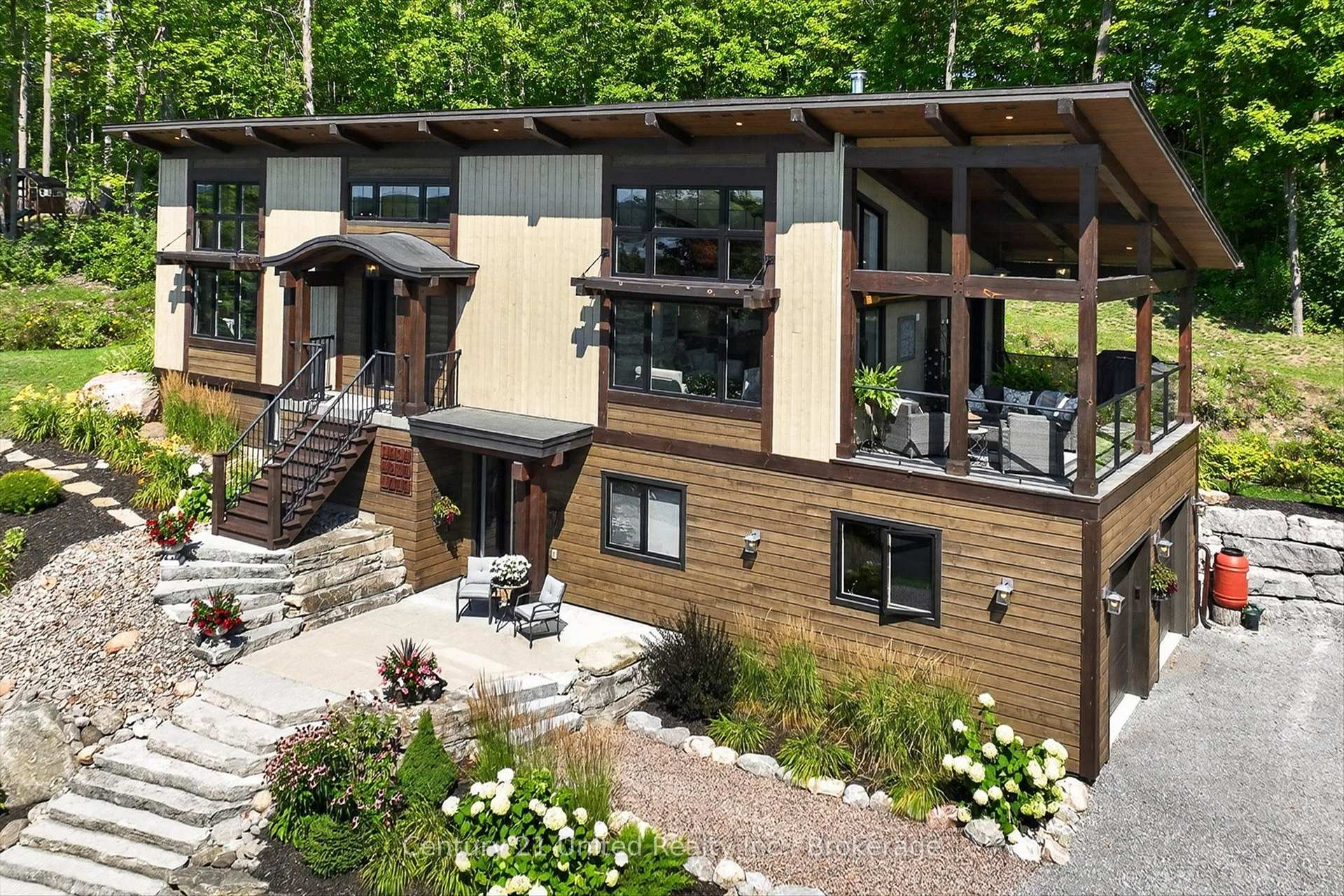 72 Darling Drive Selwyn Ontario Canada Sale residential   PD REALTY INC.,  Brokerage