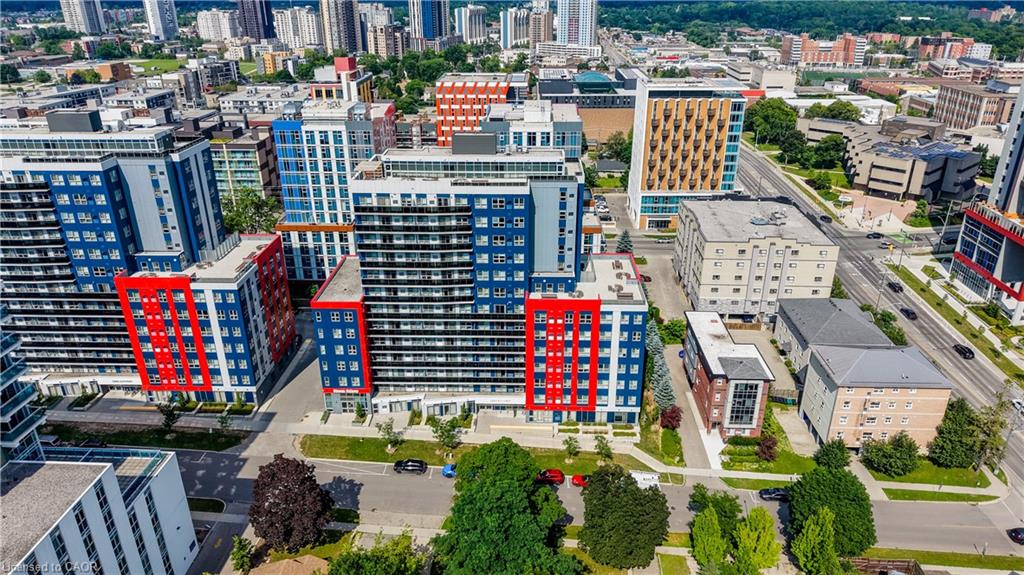 198 - 258A Sunview Street Waterloo Ontario Canada Sale residential Mandy Roth RE/MAX TWIN CITY REALTY INC., BROKERAGE*