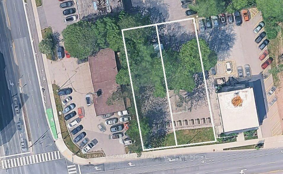 1018 WATERDOWN Road Burlington Ontario Canada Sale commercial The Loya Group - Ray Loya, Team Lead