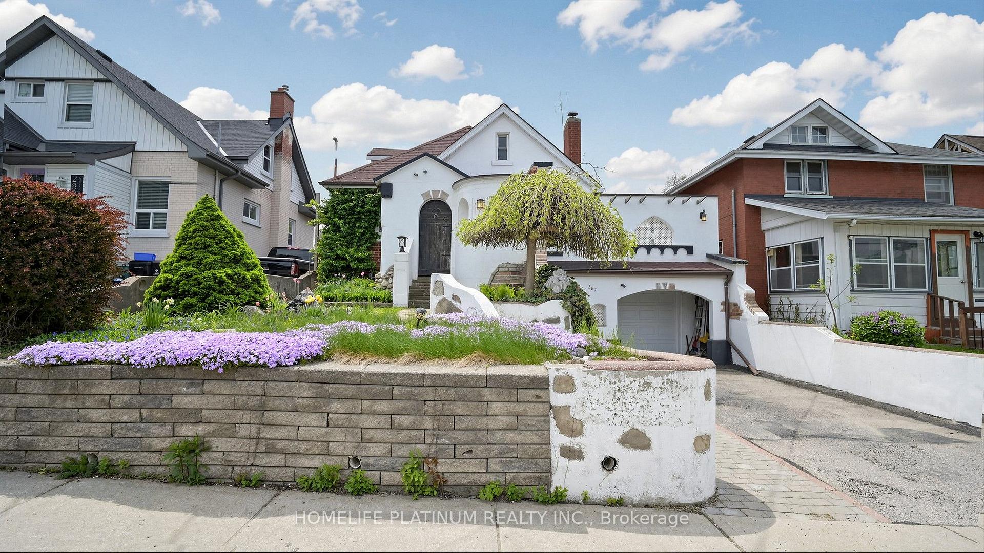 287 Courtland Avenue E Kitchener Ontario Canada Sale residential Jamie Kubassek RE/MAX Twin City Realty Inc., Brokerage*