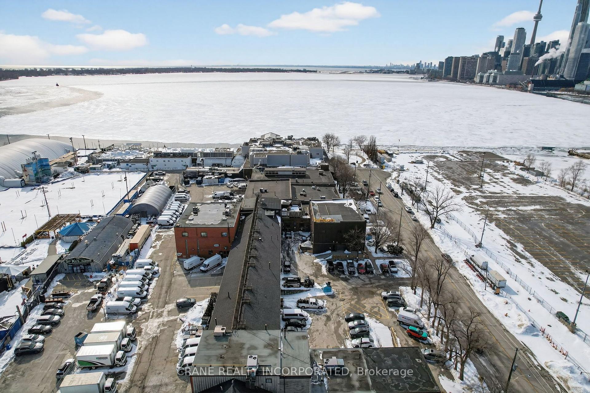 31F Polson Street Toronto Ontario Canada Lease commercial Distillery and Canary Condos Real Estate Homeward, Brokerage*