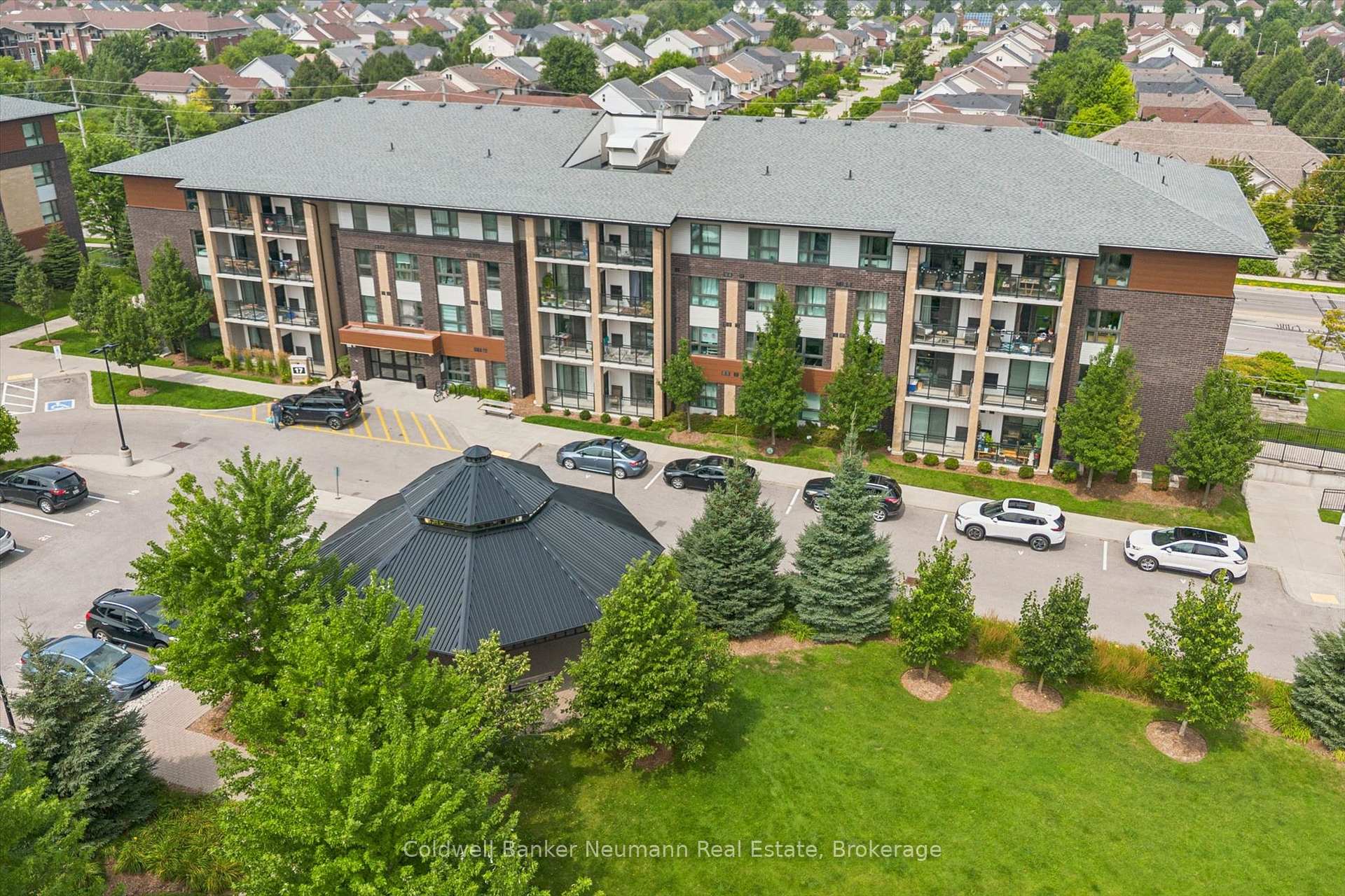 412 - 17 Kay Crescent Guelph Ontario Canada Sale residential Nasib Thind RE/MAX Real Estate Centre Inc., Brokerage*
