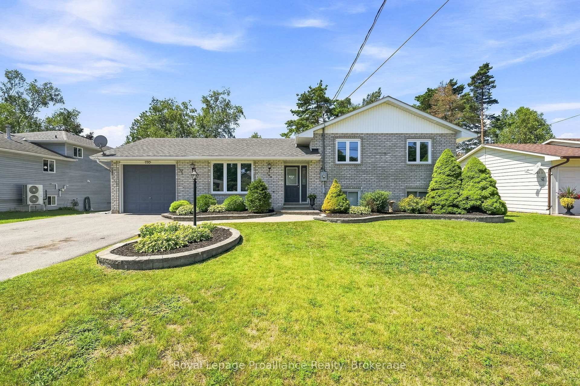 180 Ontario Street Brighton Ontario Canada Sale residential Kenneth Arseneault Right at Home Realty, Brokerage*