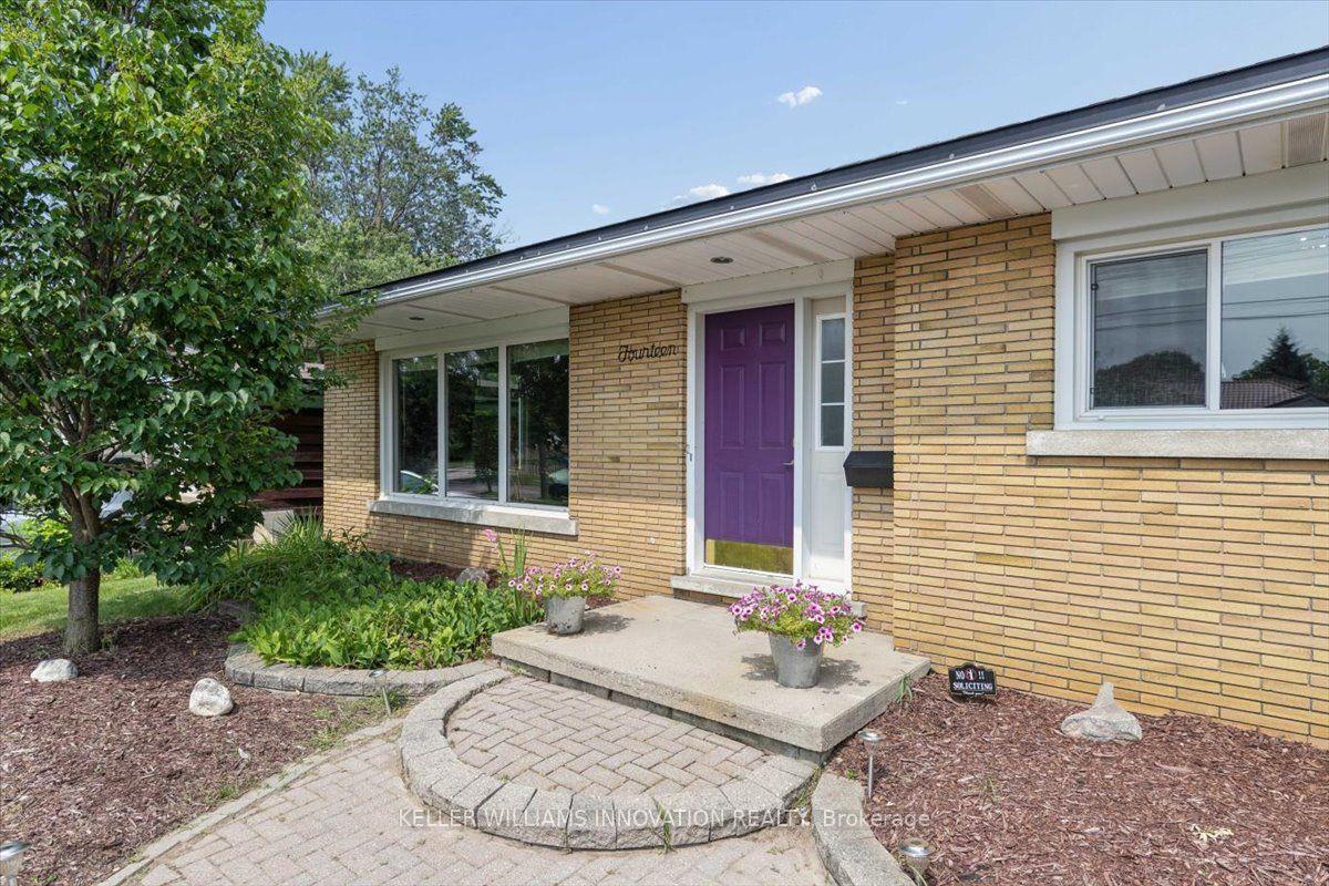 14 Cambridge Avenue Kitchener Ontario Canada Sale residential SHERI GAERTNER RE/MAX REAL ESTATE CENTRE INC., BROKERAGE