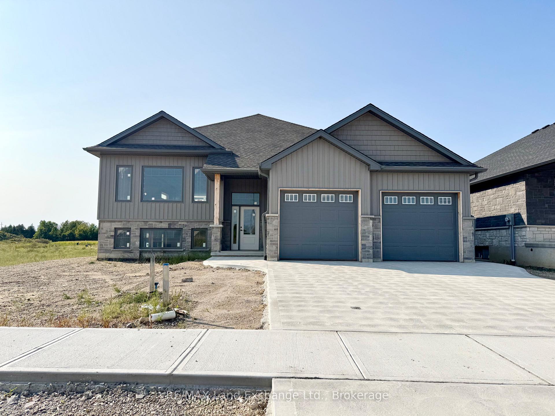 282 RIDGE Street Saugeen Shores Ontario Canada Sale residential Nancy Tajick Sutton Group-Admiral Realty Inc., Brokerage *