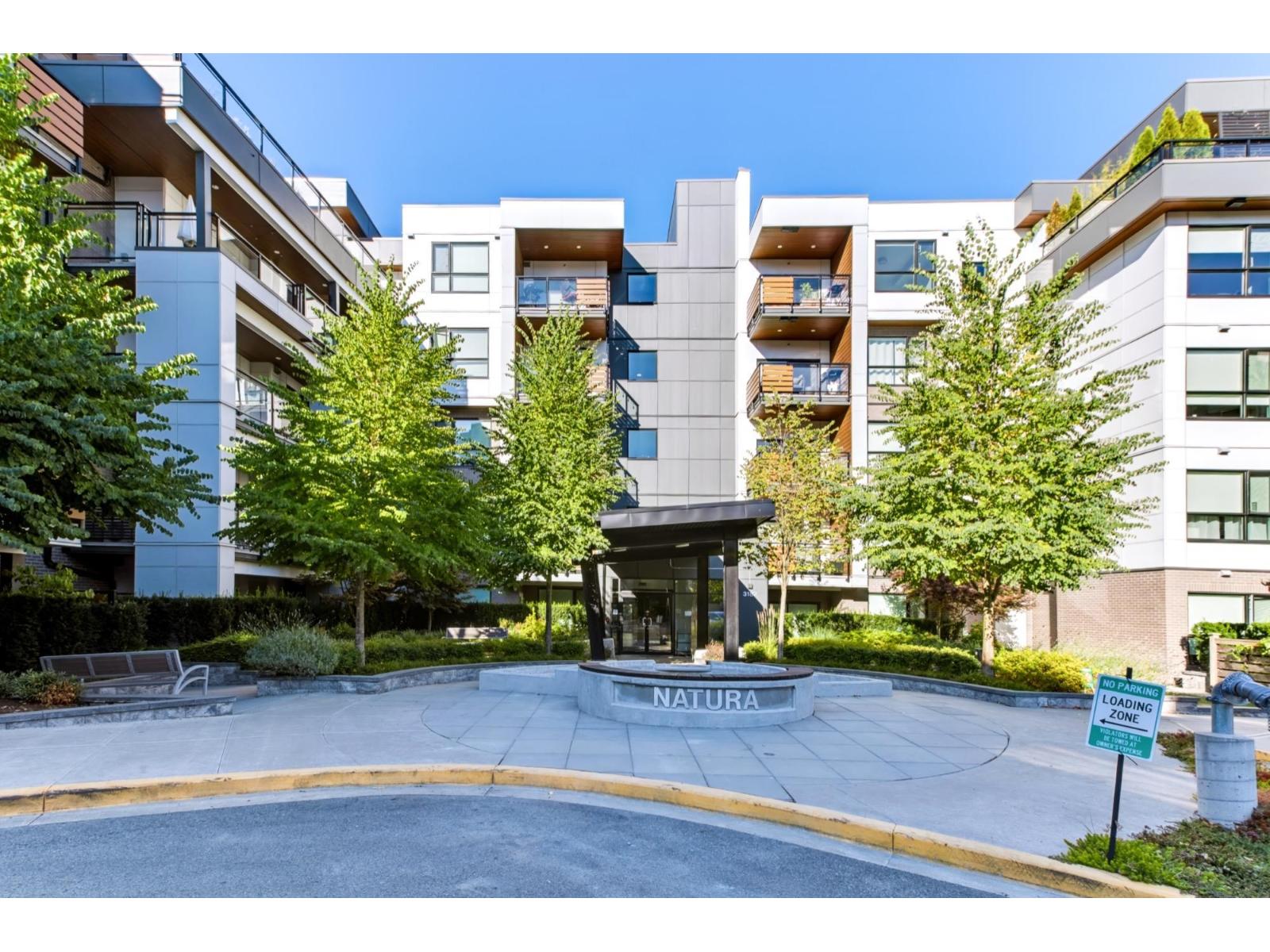 102 3182 GLADWIN ROAD Abbotsford British Columbia Canada Sale residential Gonzalo Santos PREC Real Broker B.C. Ltd.