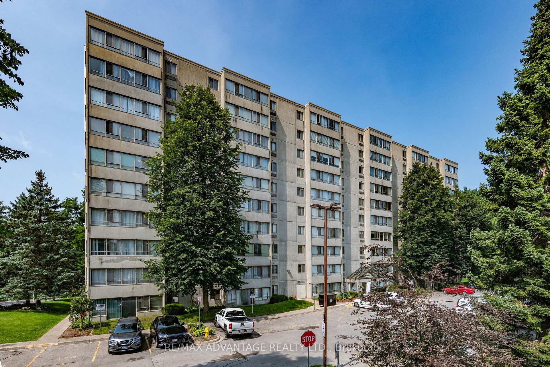 708 - 570 Proudfoot Lane London North Ontario Canada Sale residential Steve Parker RE/MAX Advantage Realty Ltd., Brokerage*