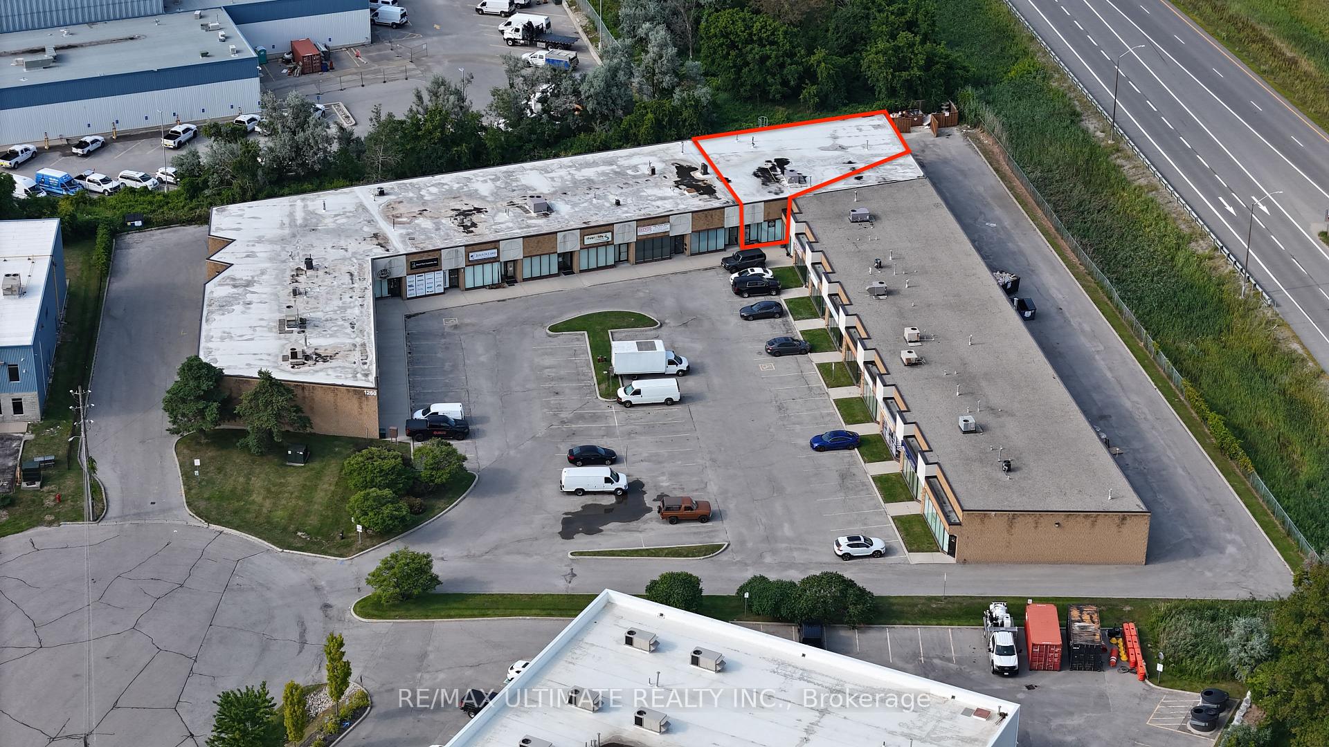 10 - 1260 Journey's End Circle Newmarket Ontario Canada Lease commercial Welcome To Realtor Doctor RE/MAX Ultimate Realty Inc., Brokerage *