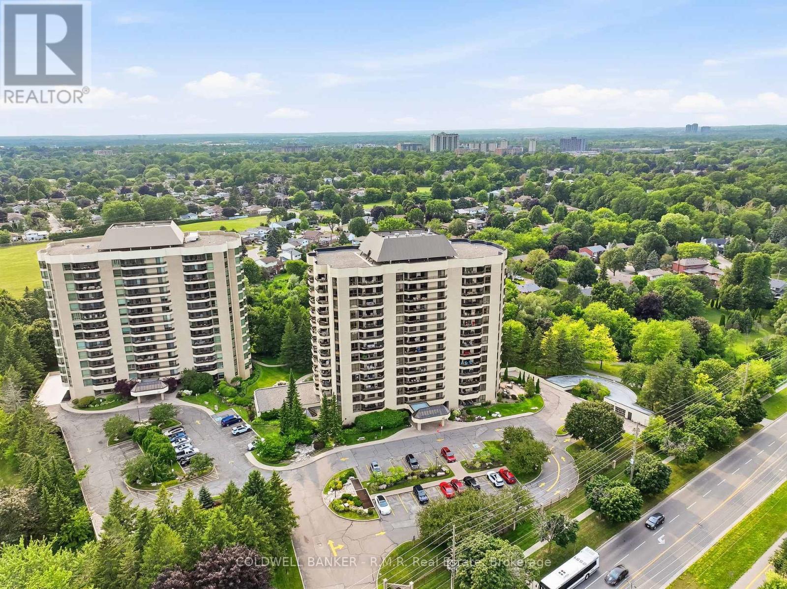 305 - 900 Wilson Road N Oshawa Ontario Canada Sale residential   Coldwell Banker - R.M.R. Real Estate, Brokerage *