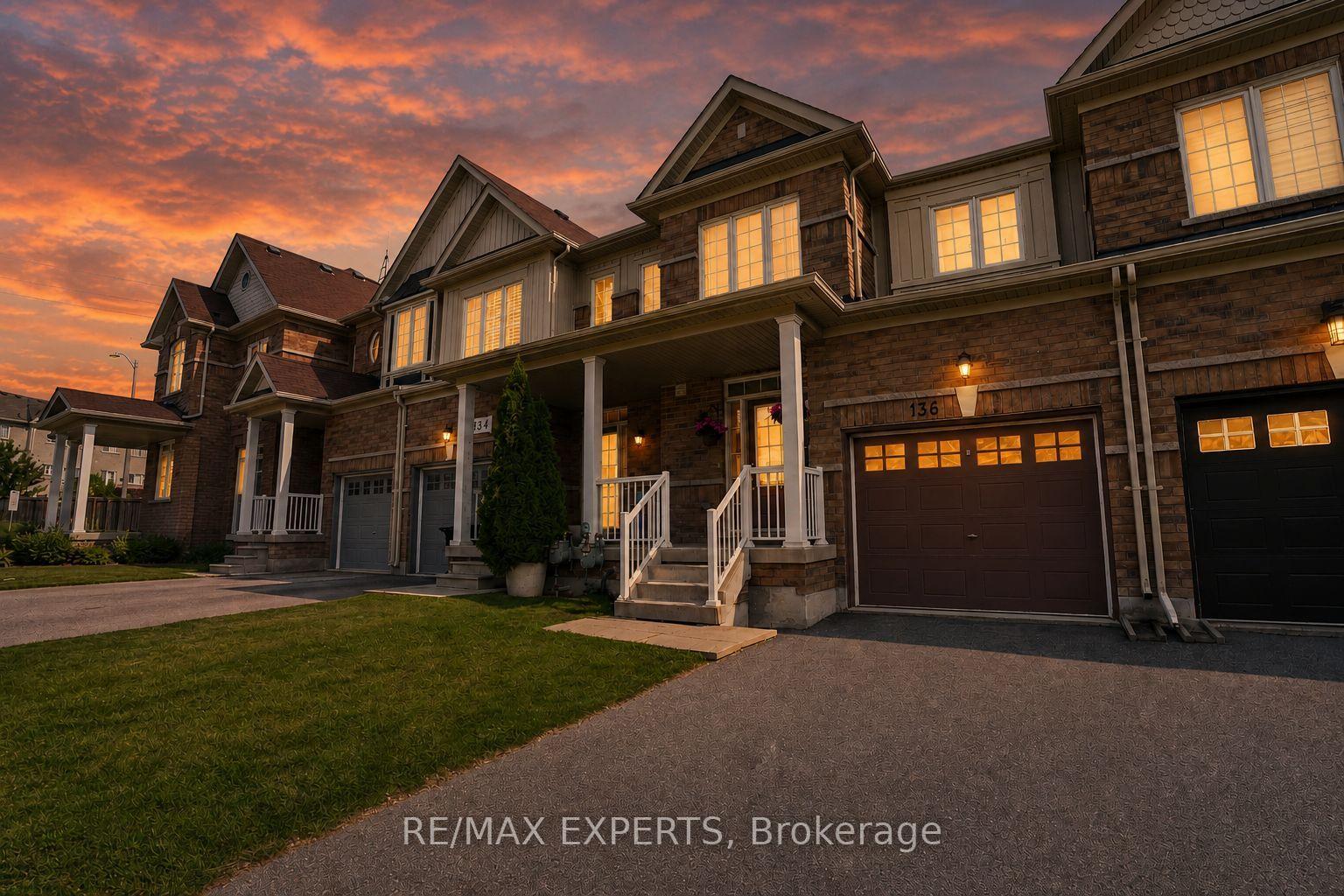 136 Matthewson Avenue Bradford West Gwillimbury Ontario Canada Sale residential Samit Nagpaul Re/Max Experts, Brokerage*