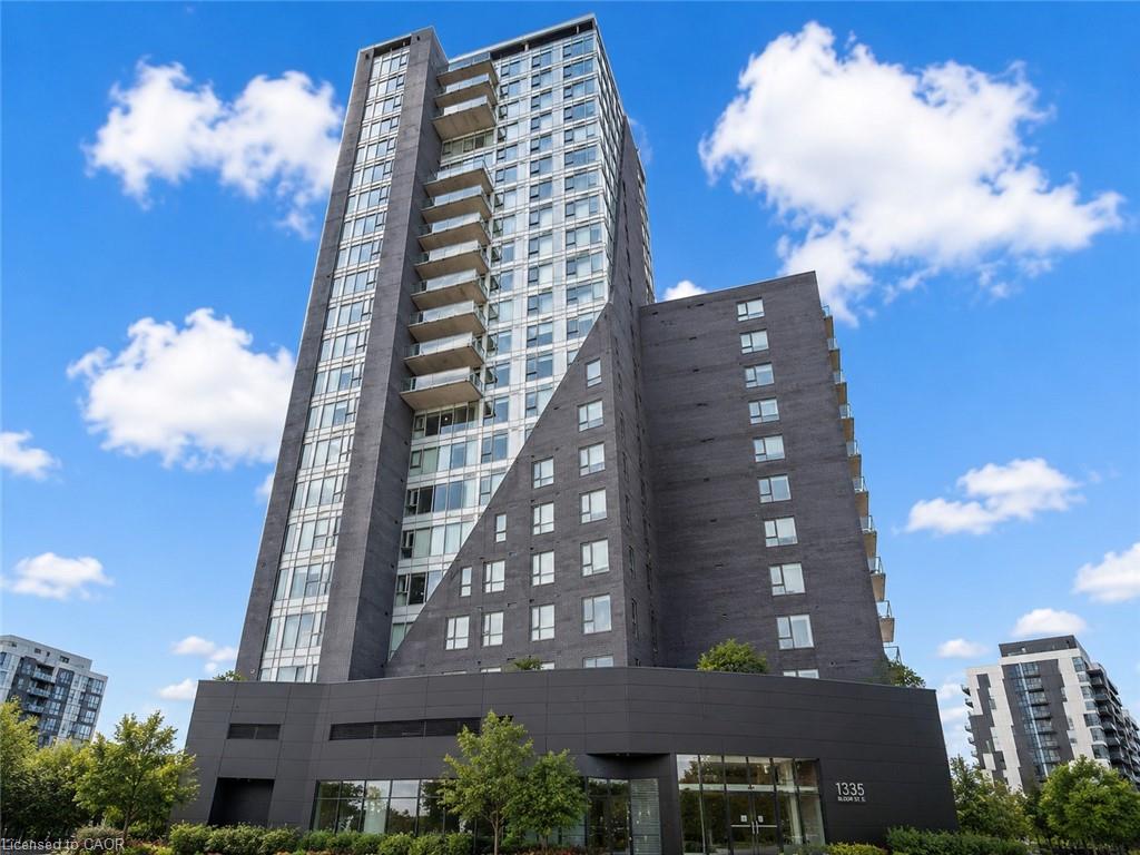 802 - 158 King Street N Waterloo Ontario Canada Sale residential Dailen Keyes RE/MAX Twin City Realty Inc., Brokerage *