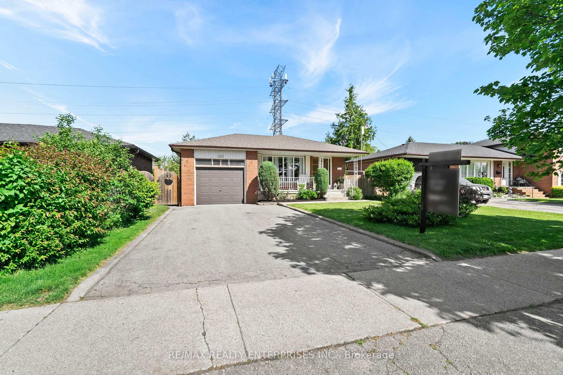 1083 Melton Drive Mississauga Ontario Canada Sale residential Linda Pinizzotto RE/MAX Realty Enterprises Inc., Brokerage*