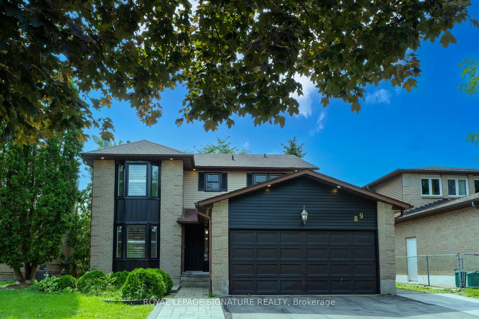 89 Batson Drive Aurora Ontario Canada Sale residential Khalid Felifel Royal LePage Signature Realty, Brokerage *