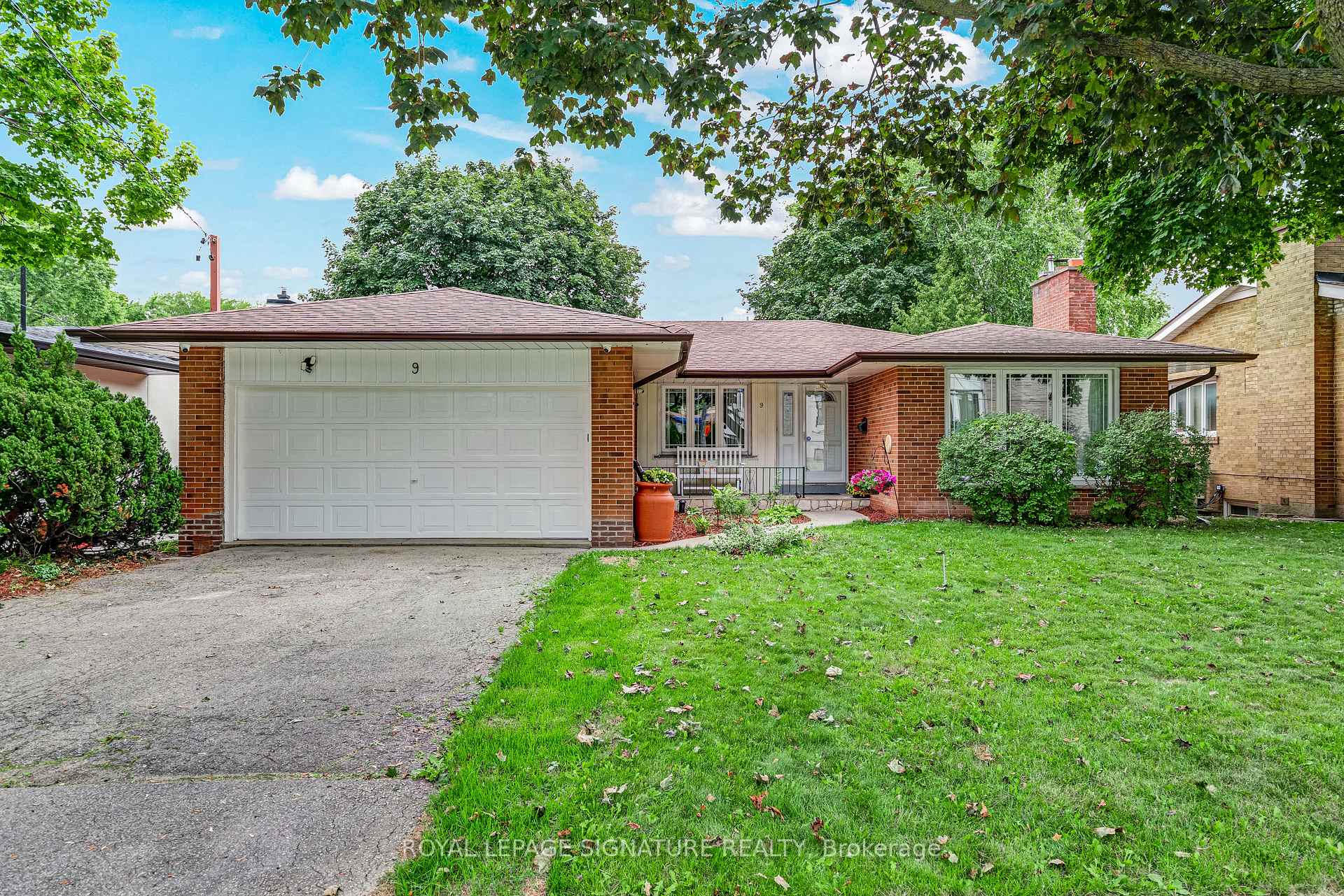 9 Bunty Lane Toronto Ontario Canada Sale residential Dhritiman Roy Royal LePage Signature Realty, Brokerage *