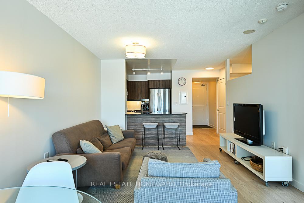 913 - 125 Western Battery Road Toronto Ontario Canada Rent residential Kelly & Quade Boone Real Estate Homeward, Brokerage*