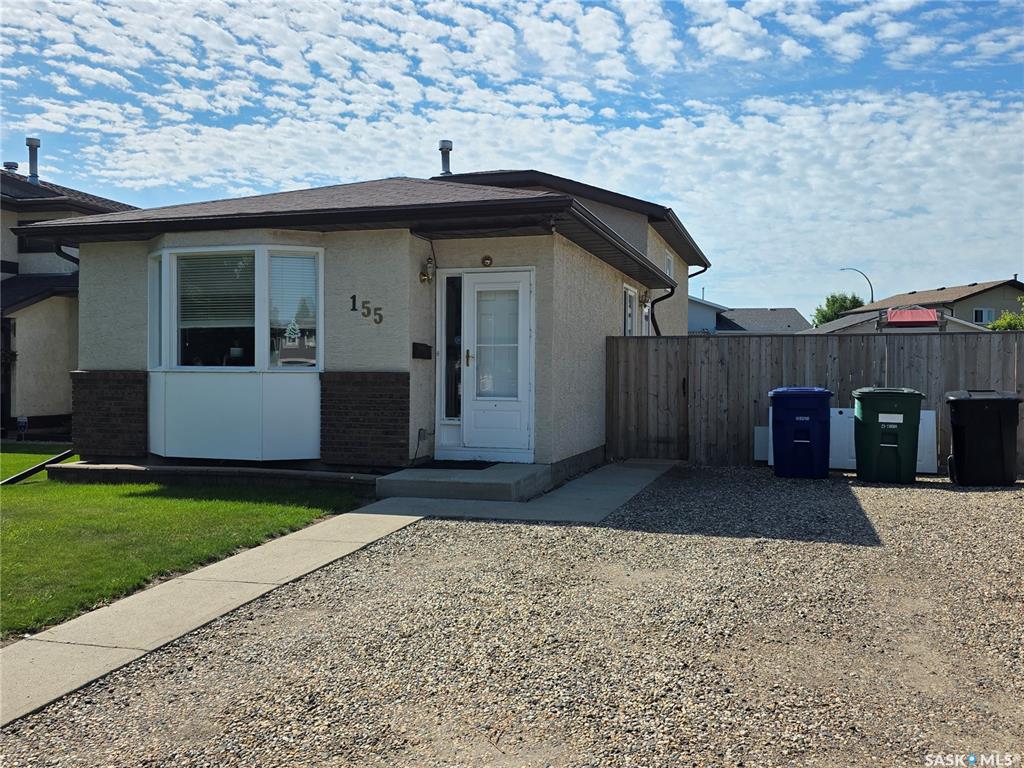 155 Carter CRESCENT Saskatoon Saskatchewan Canada Sale residential Jevin Barton Realty Executives Saskatoon