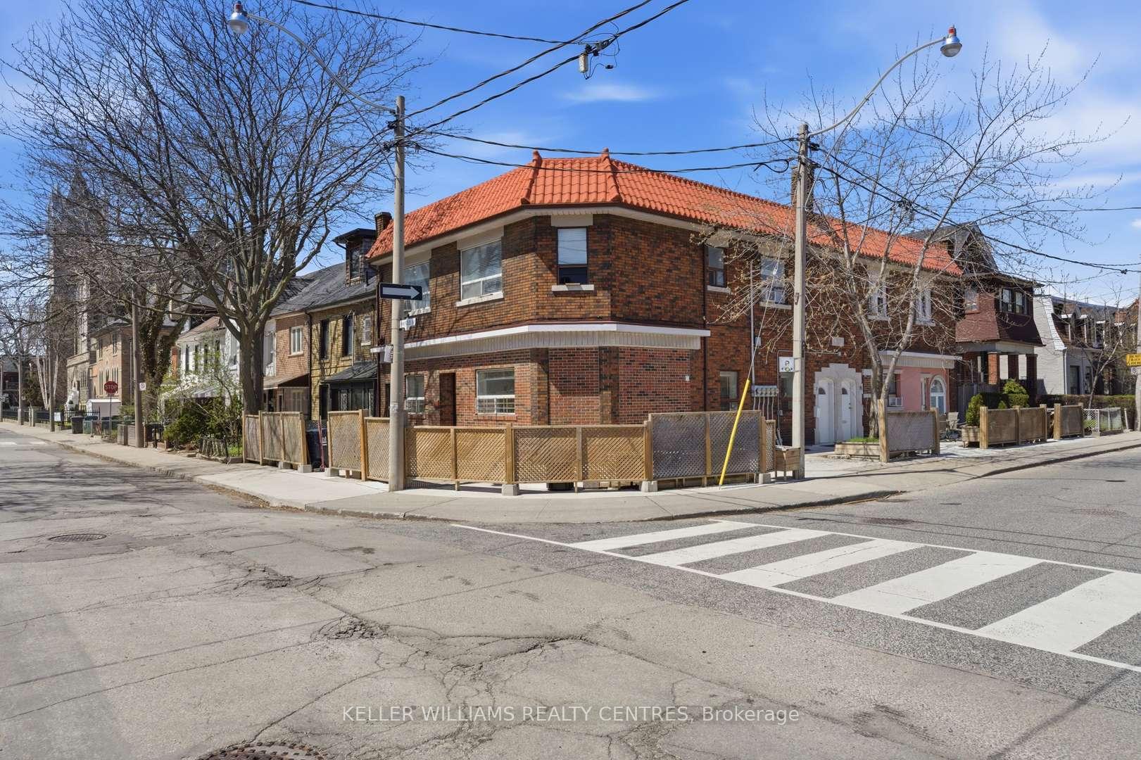 42 Mansfield Avenue Toronto Ontario Canada Sale residential Latoya Wallace Right at Home Realty, Brokerage*