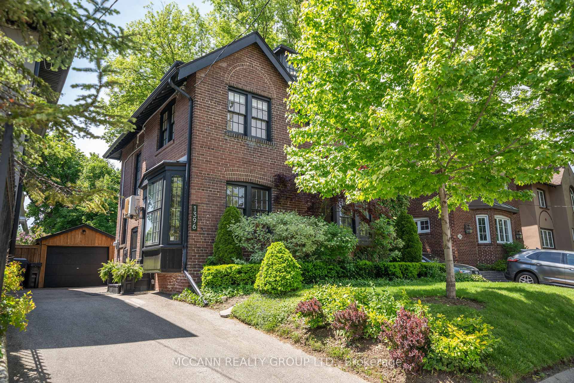 1396 Mount Pleasant Road Toronto Ontario Canada Sale residential Kamyar Ghatan HomeLife/Cimerman Real Estate Ltd., Brokerage*