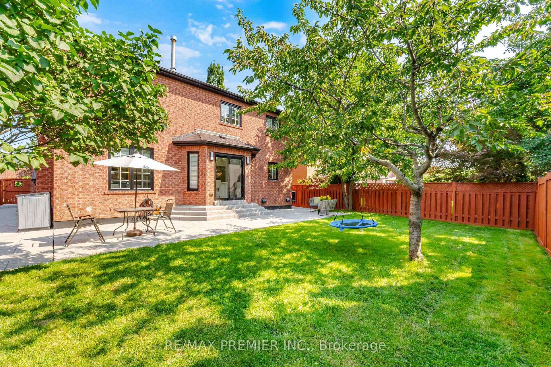 95 Hudson Drive Vaughan Ontario Canada Sale residential LYUDMYLA AFANASIYADI RE/MAX PREMIER INC. Brokerage*