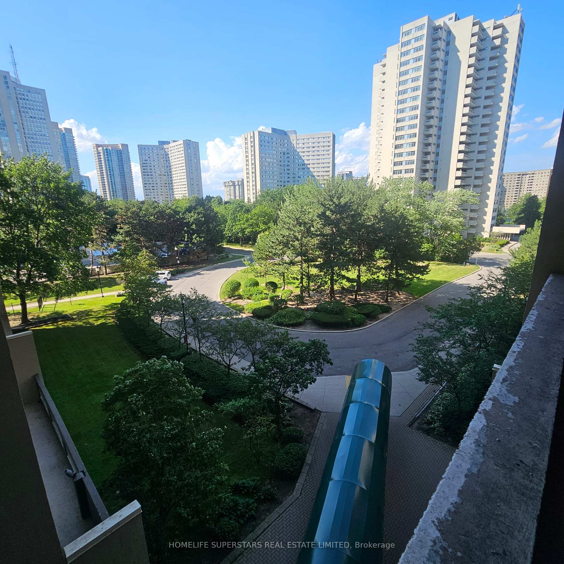 506 - 3590 Kaneff Crescent Mississauga Ontario Canada Rented residential   TRIMAXX REALTY LTD. Brokerage
