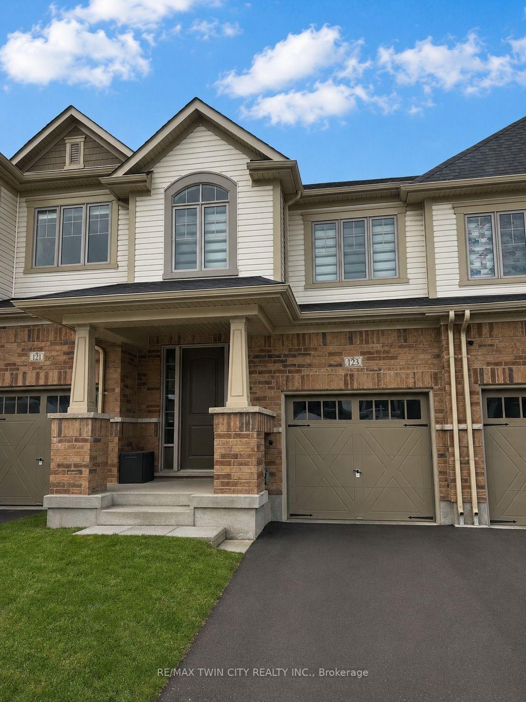 123 Broadacre Drive Kitchener Ontario Canada Rent residential SHERI GAERTNER RE/MAX REAL ESTATE CENTRE INC., BROKERAGE