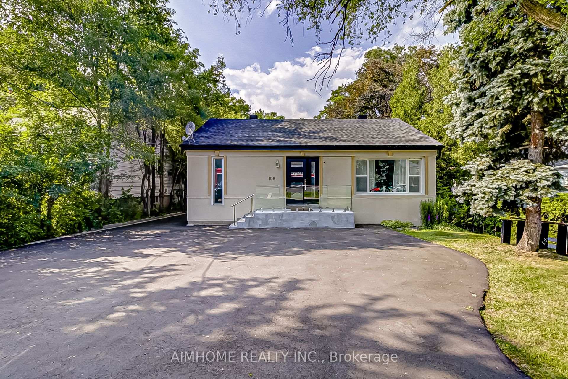 108 Steeles Avenue E Markham Ontario Canada Sale residential   Realty Executives Group Ltd., Brokerage