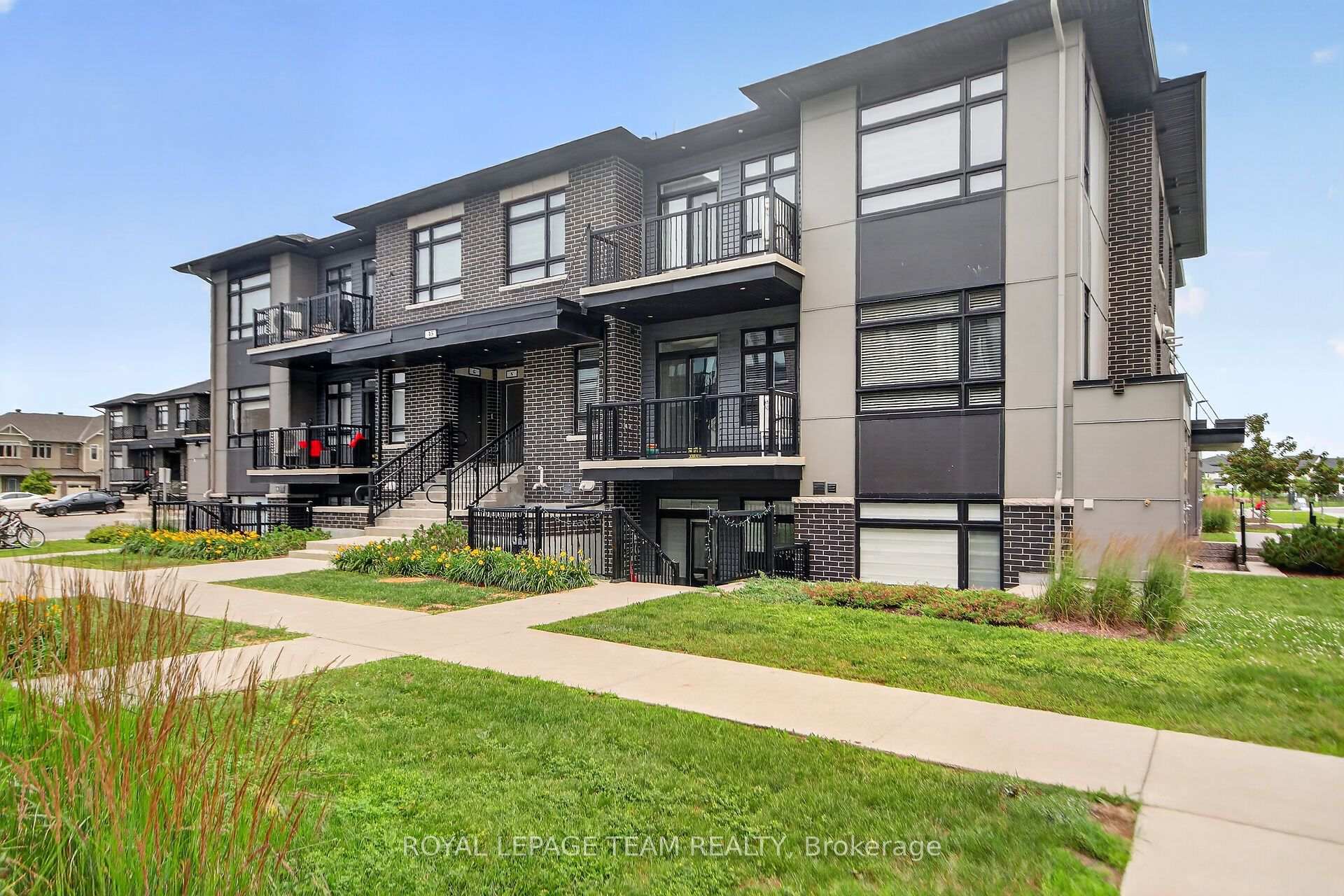 H - 45 Overberg Way Ottawa Ontario Canada Sold residential Lea Wouters Right at Home Realty, Brokerage*