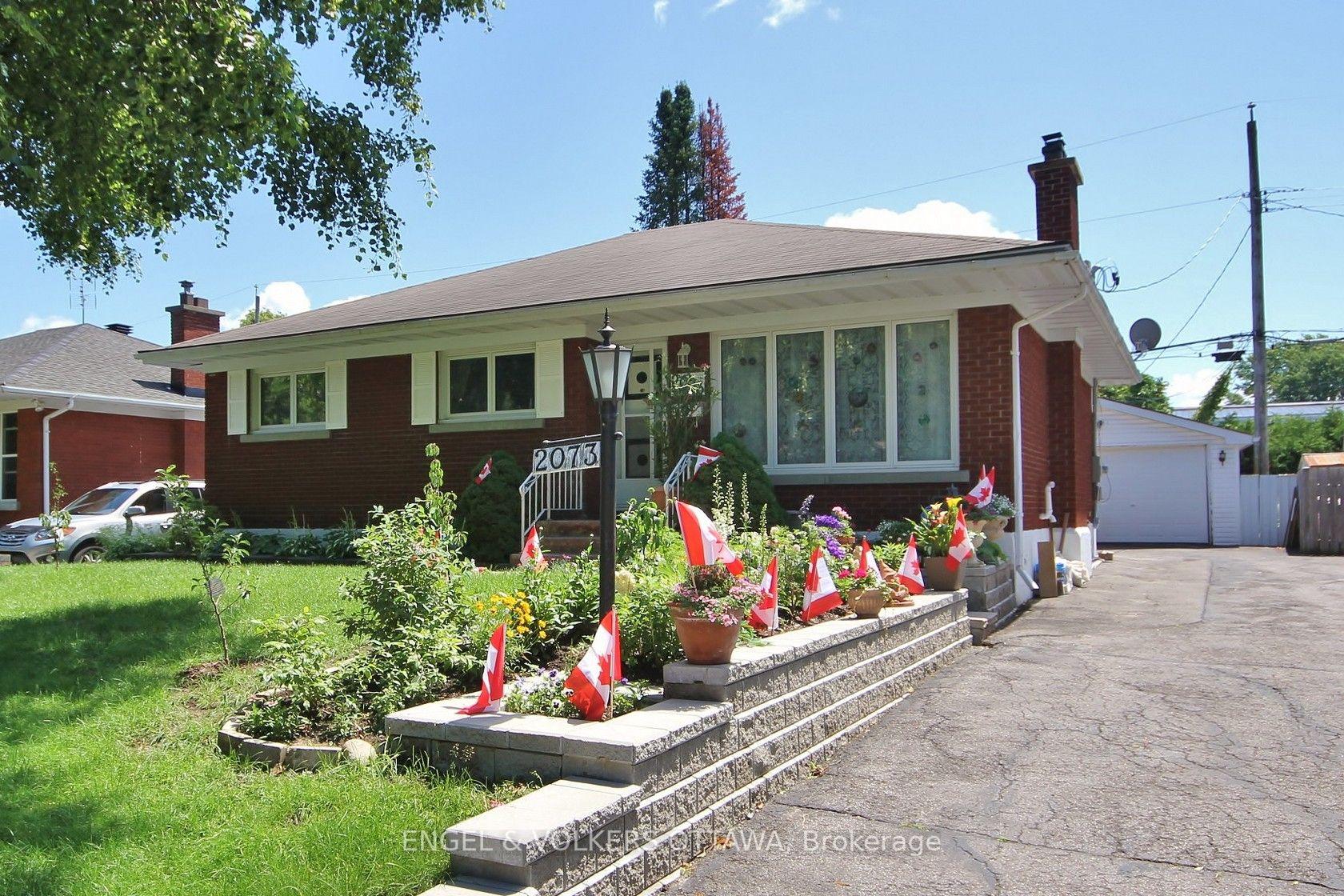 B - 2073 Alton Street Ottawa Ontario Canada Rented residential Lea Wouters Right at Home Realty, Brokerage*