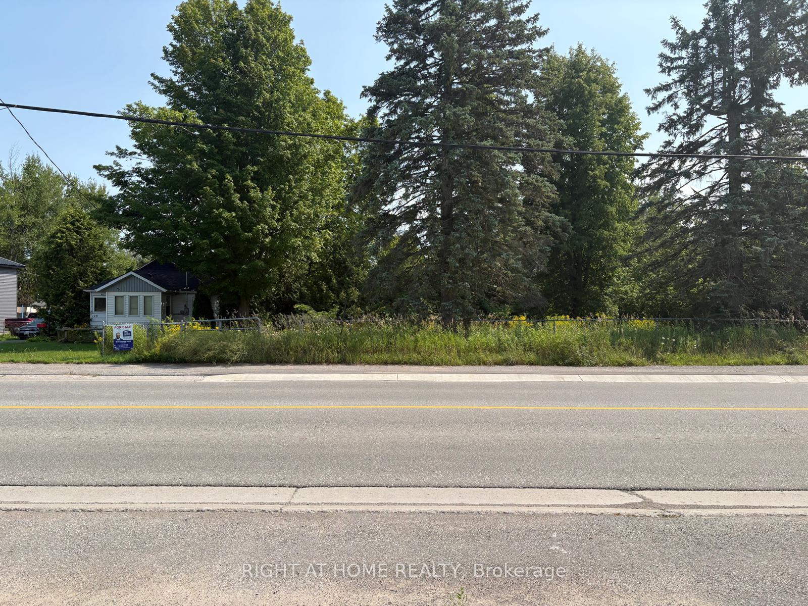 122 King Street W Kawartha Lakes Ontario Canada Sale residential   PD REALTY INC.,  Brokerage