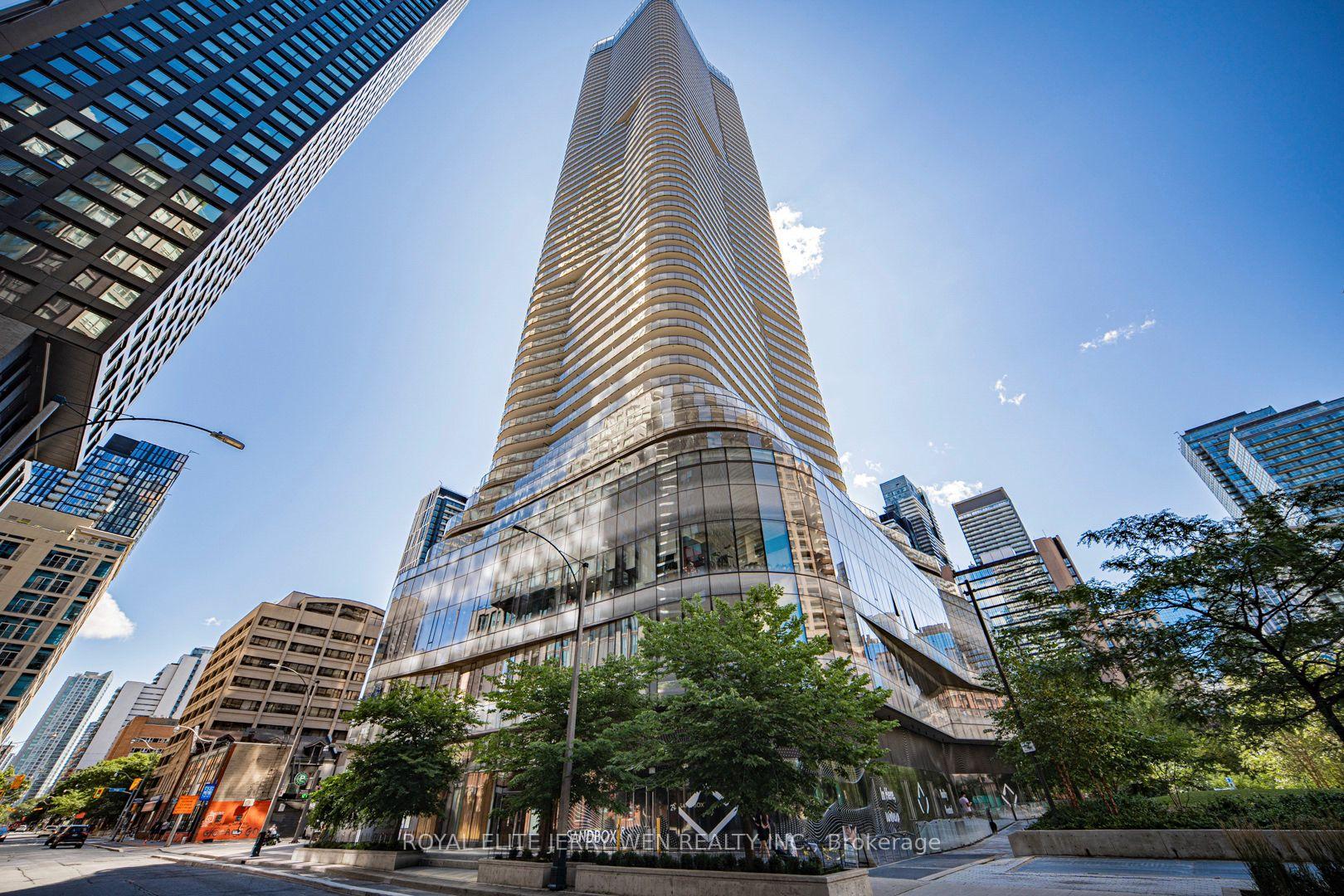 3104 - 11 Wellesley Street W Toronto Ontario Canada Sale residential The Condo Experts RE/MAX Millennium Real Estate, Brokerage*