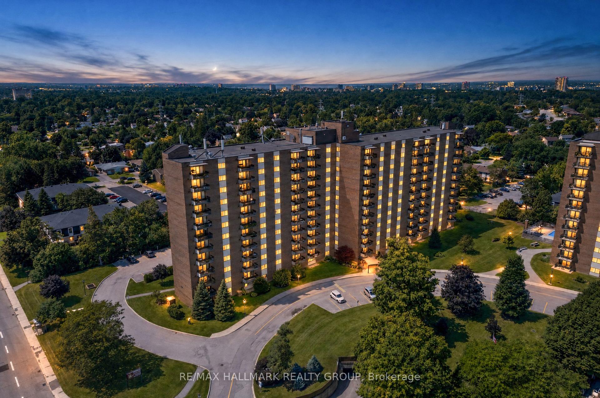 313 - 1505 Baseline Road Ottawa Ontario Canada Sale residential Spinder Hundal Right at Home Realty, Brokerage*