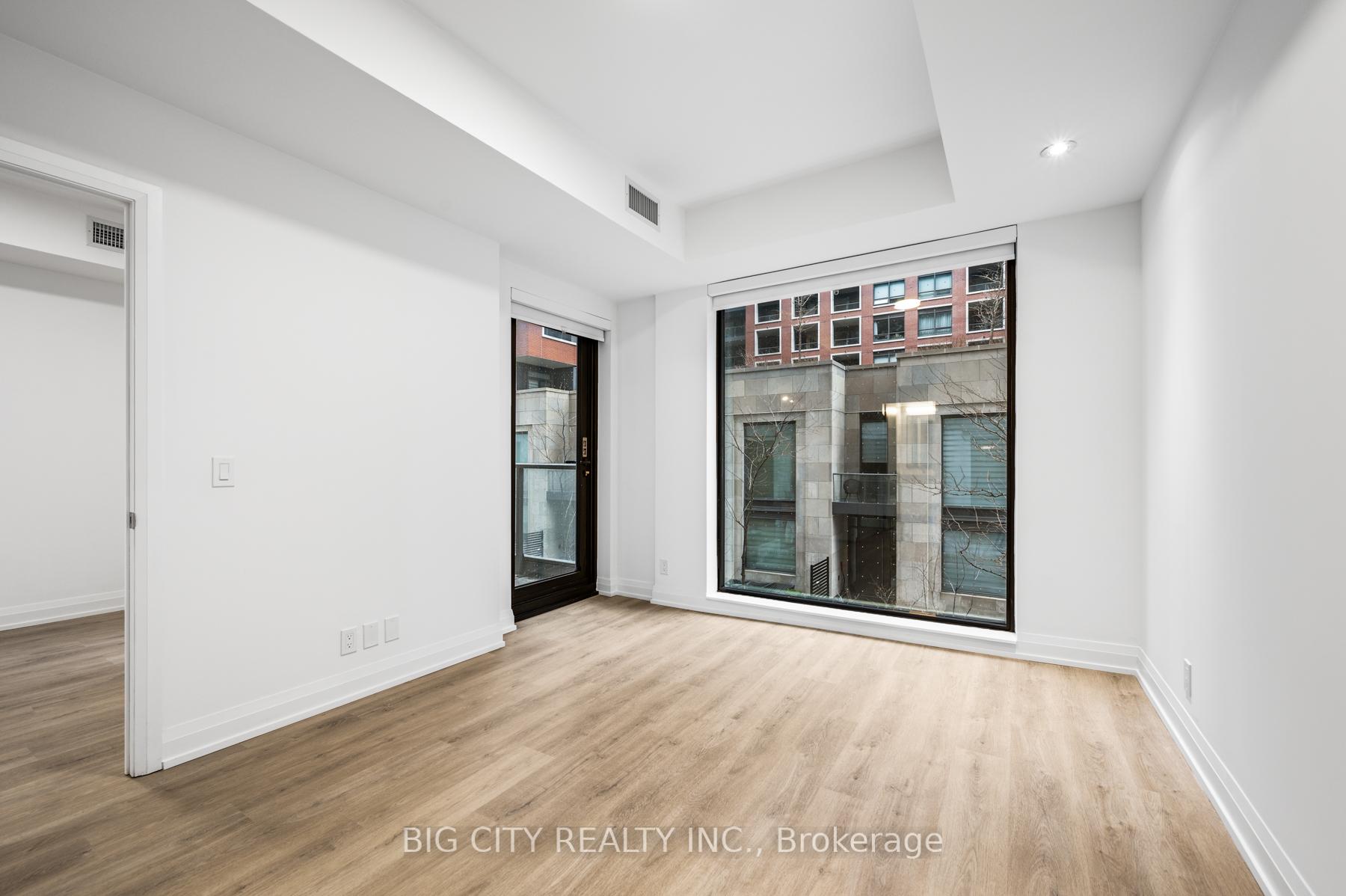 M04 - 36 Brentcliffe Road Toronto Ontario Canada Rent residential Christine Miocevich Royal LePage Realty Plus Oakville, Brokerage*