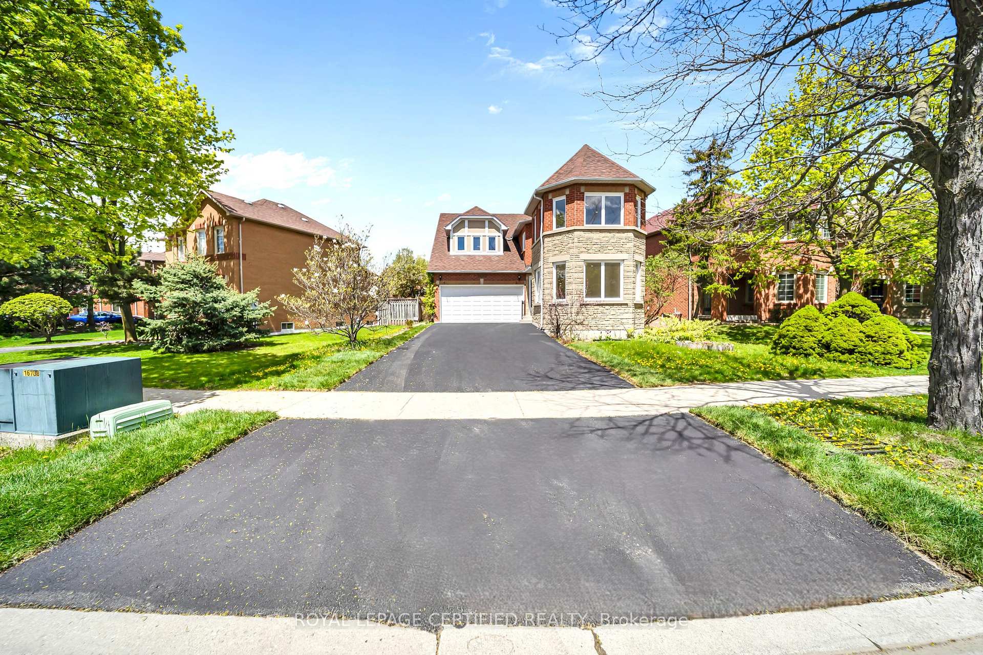 Lower - 5016 Natkarni Crescent Mississauga Ontario Canada Rent residential VINOD SHARMA Royal Lepage Certified Realty, Brokerage*