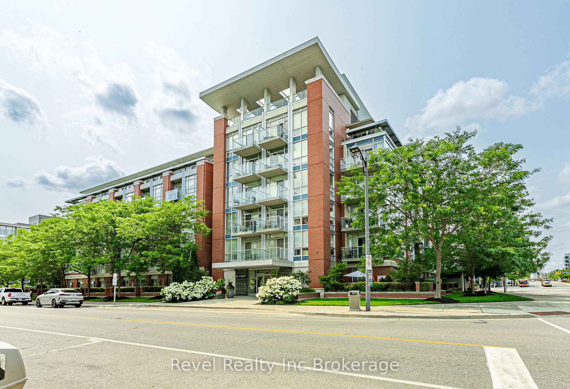 515 - 80 Port Street E Mississauga Ontario Canada Sale residential Elena Vankevich Brokerage Information: Not available, please contact website owner