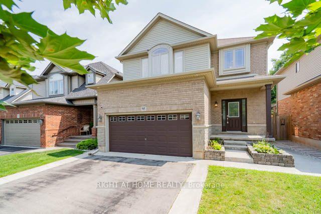 95 Hemlock Way Grimsby Ontario Canada Sale residential Fatima Andrade Right at Home Realty, Brokerage*