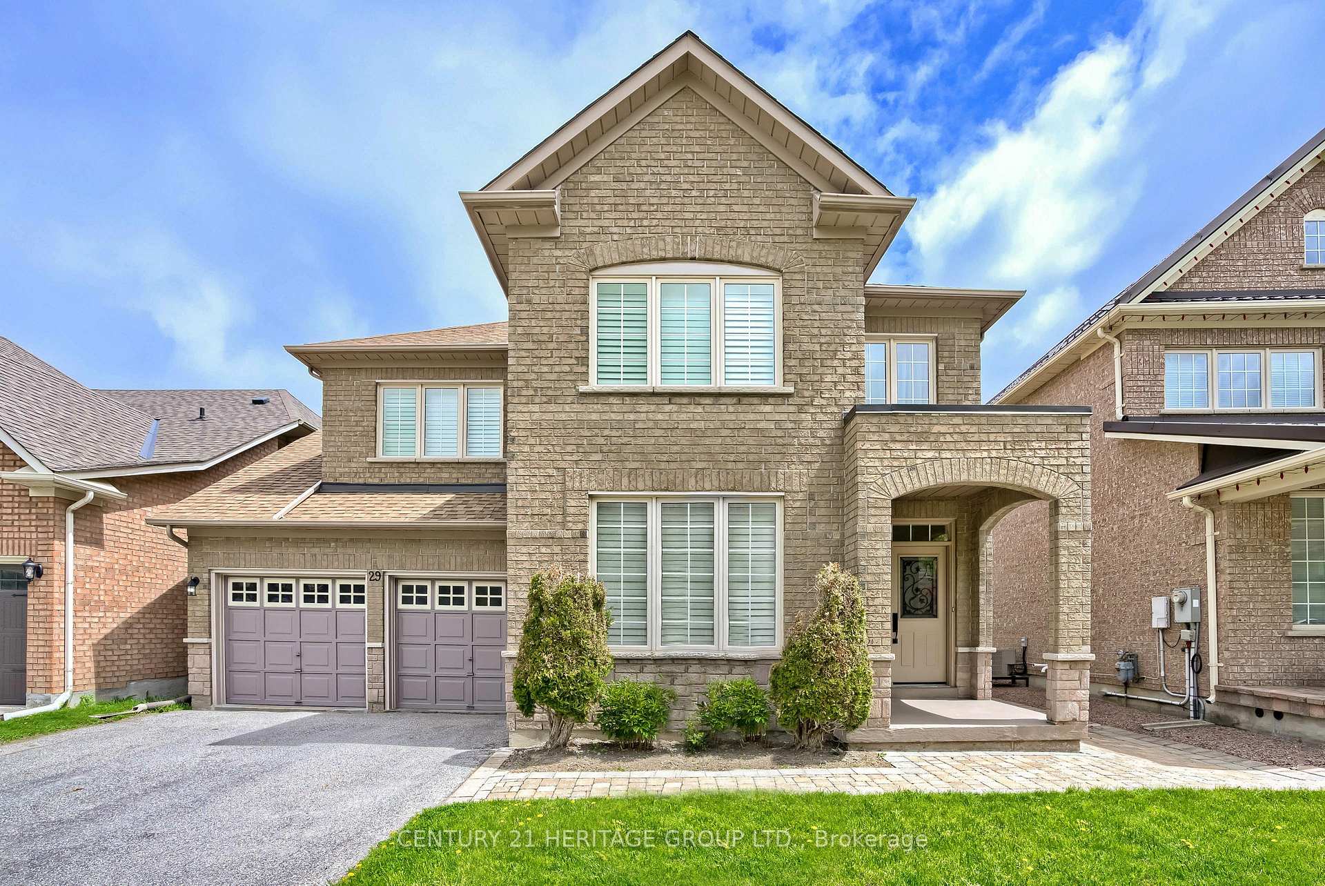 29 Kingshill Road Richmond Hill Ontario Canada Sale residential   Century 21 Heritage Group Ltd. Brokerage*