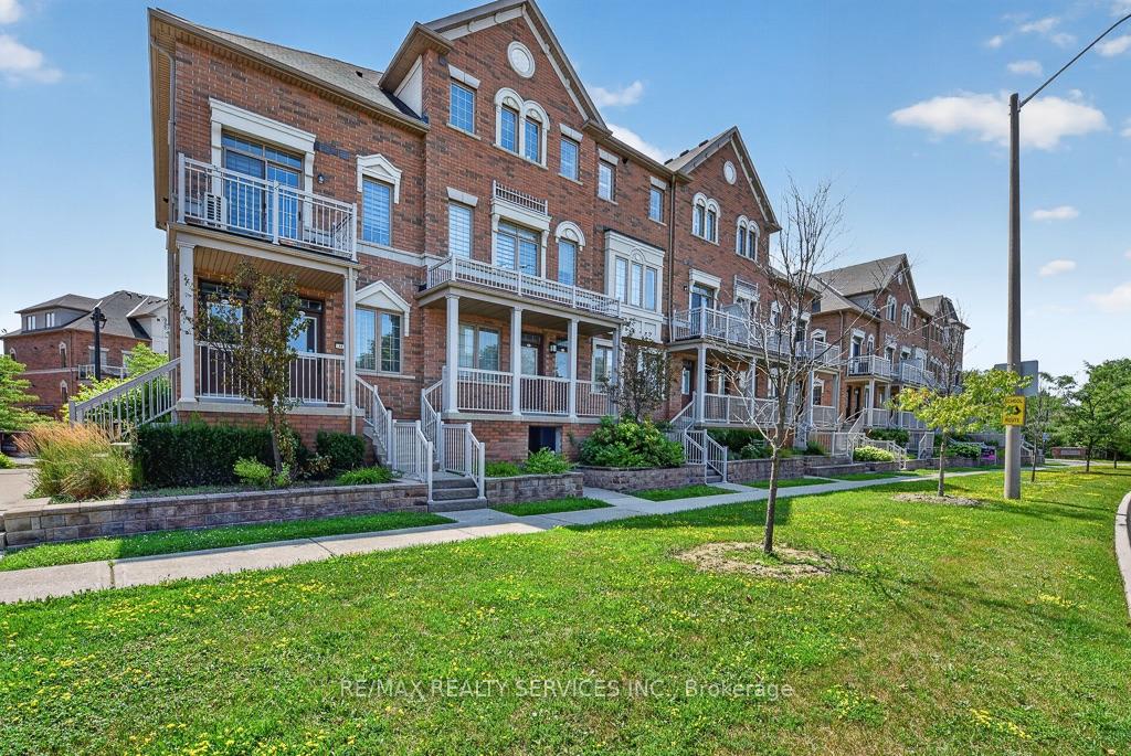 15 - 180 Howden Boulevard Brampton Ontario Canada Sale residential Marlene De Sousa RE/MAX Realty Services Inc., Brokerage*