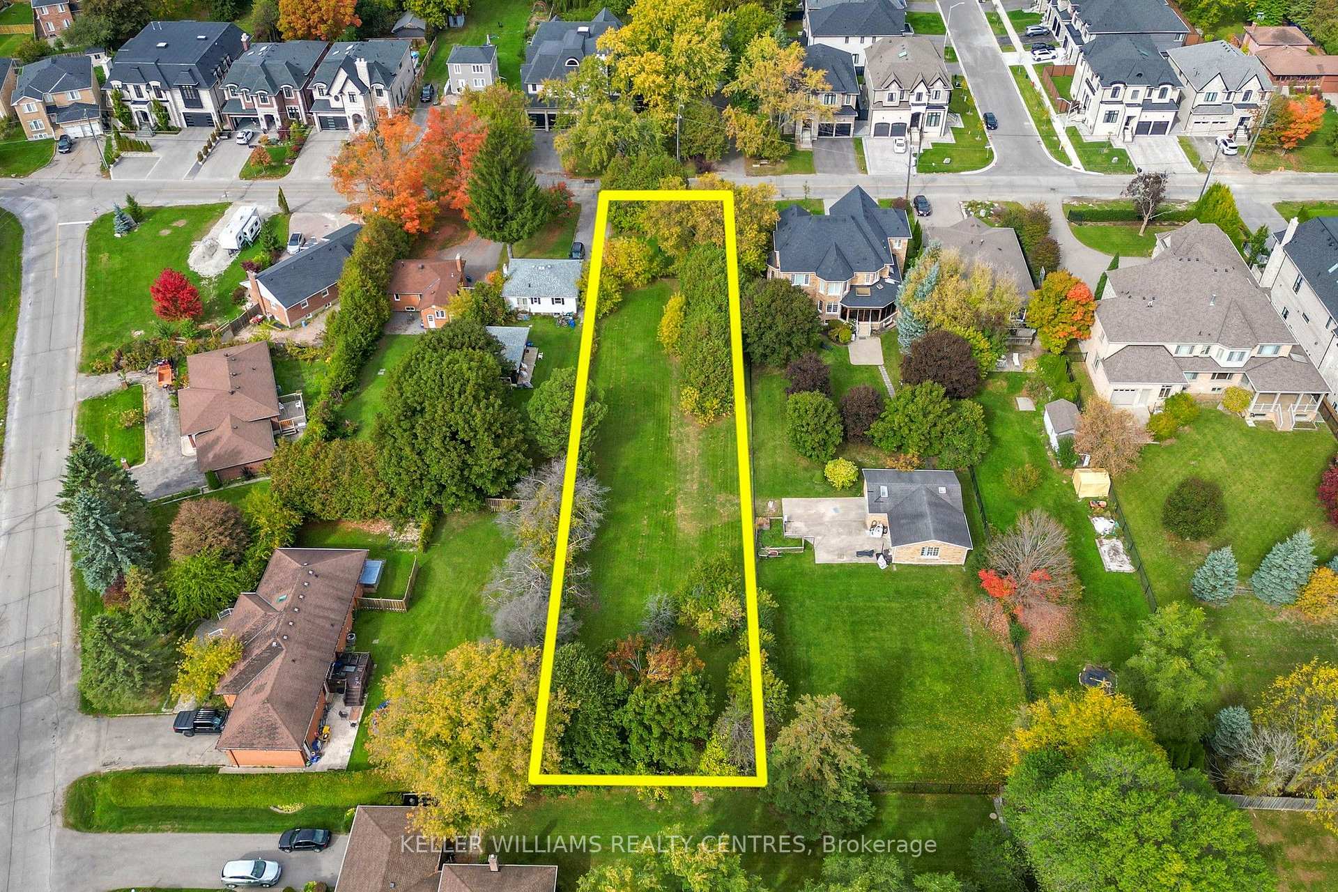 39 Maple Grove Avenue Richmond Hill Ontario Canada Sale residential Oleg Chinguirei Sutton Group-Admiral Realty Inc., Brokerage *