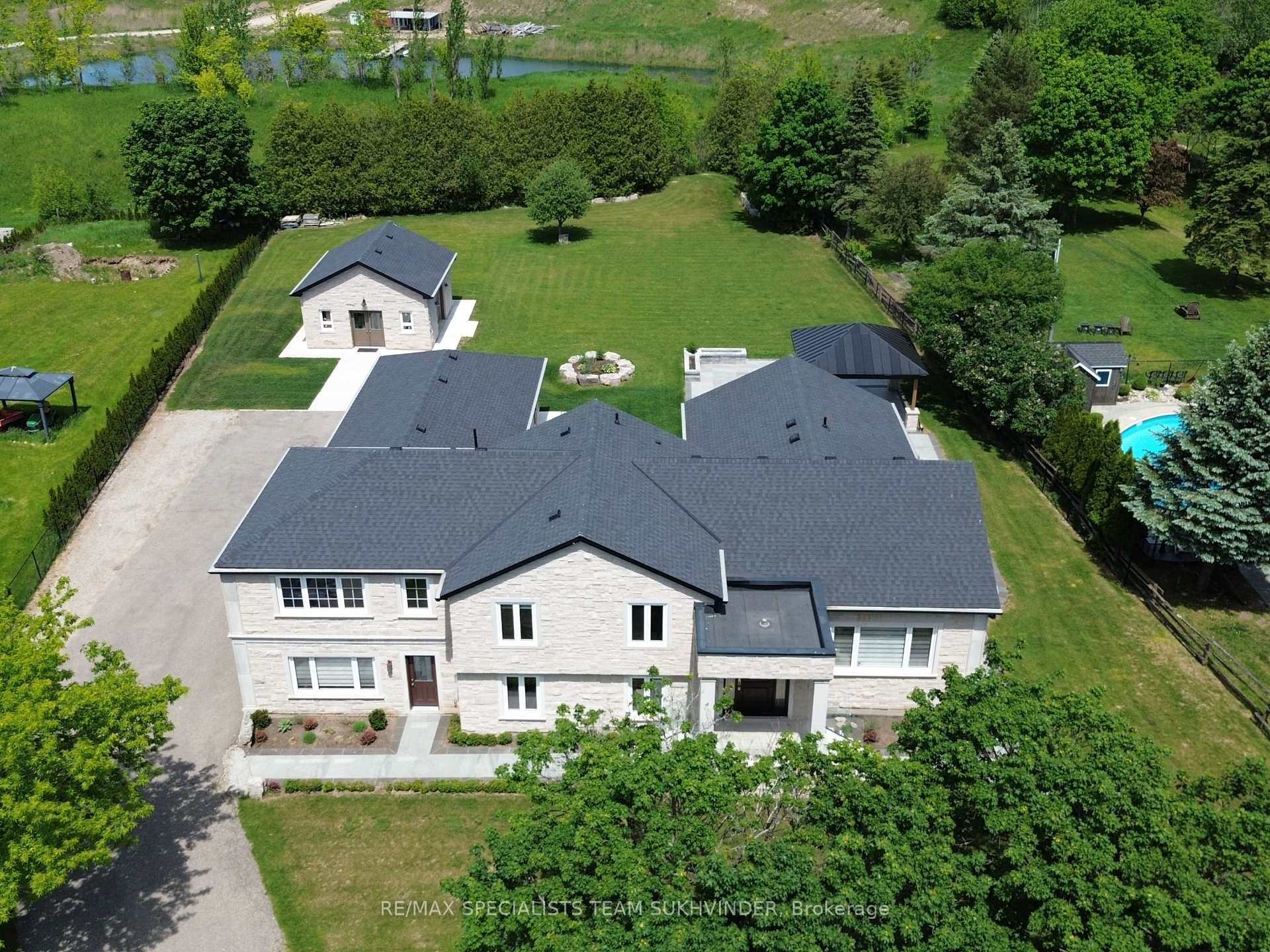 12463 Eighth Line Halton Hills Ontario Canada Sale residential Sukhvinder Singh Re/Max Specialists Team Sukhvinder