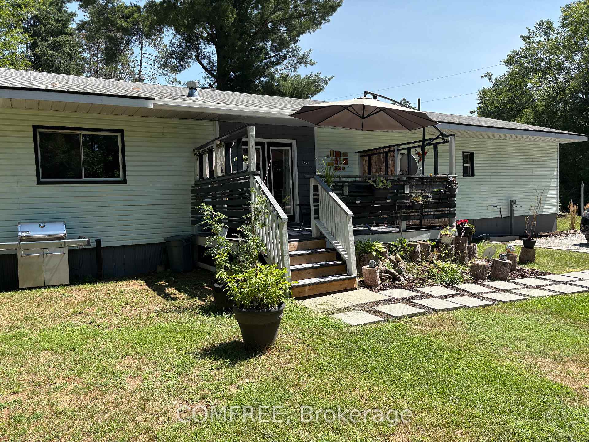 402 - 1713 Hwy 11 S Gravenhurst Ontario Canada Sale residential Hugh Nichols RE/MAX PROFESSIONALS NORTH, BROKERAGE*