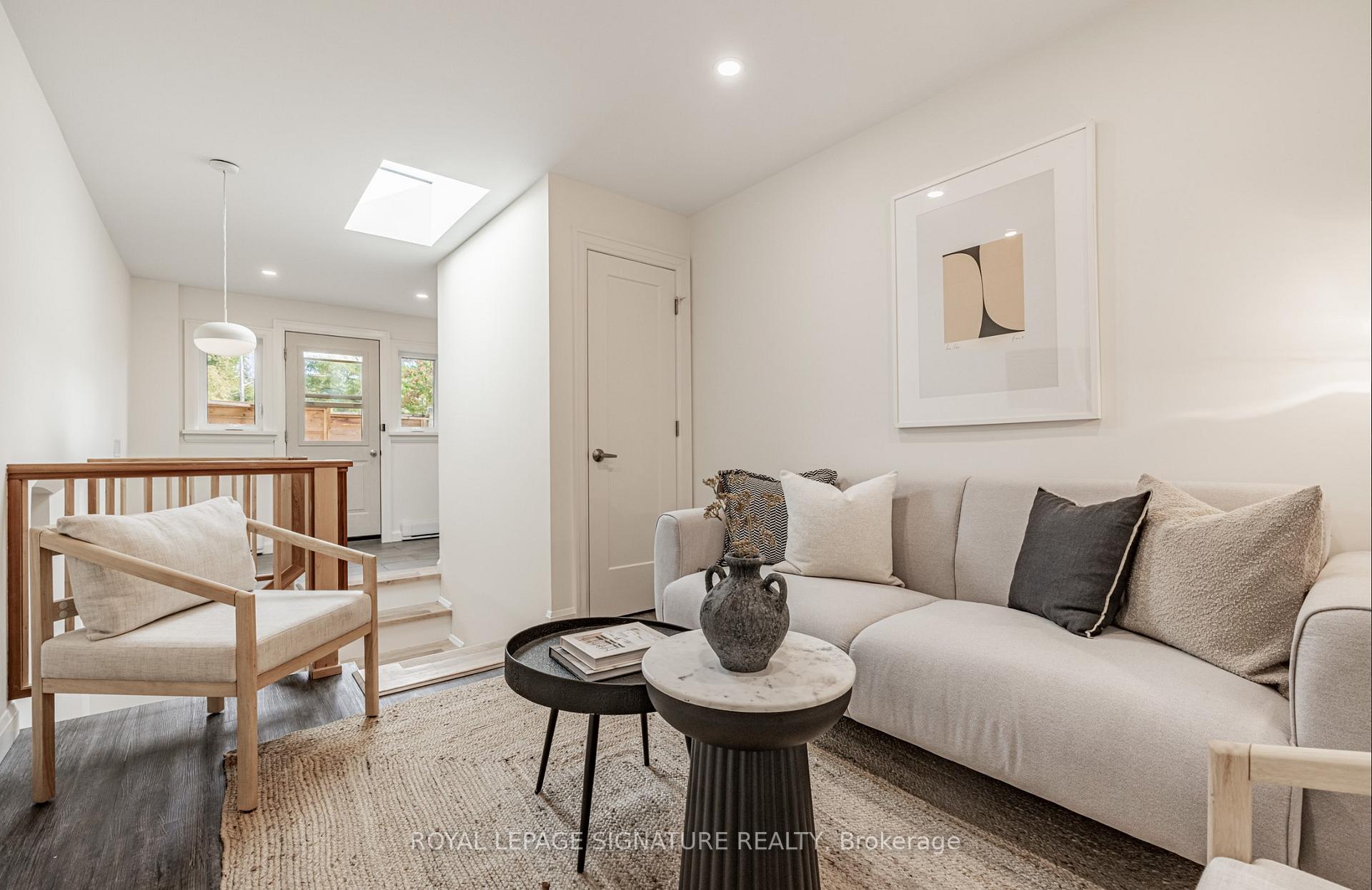 B - 54 Pasadena Gardens Toronto Ontario Canada Rent residential Steffen Hugo Right at Home Realty, Brokerage*