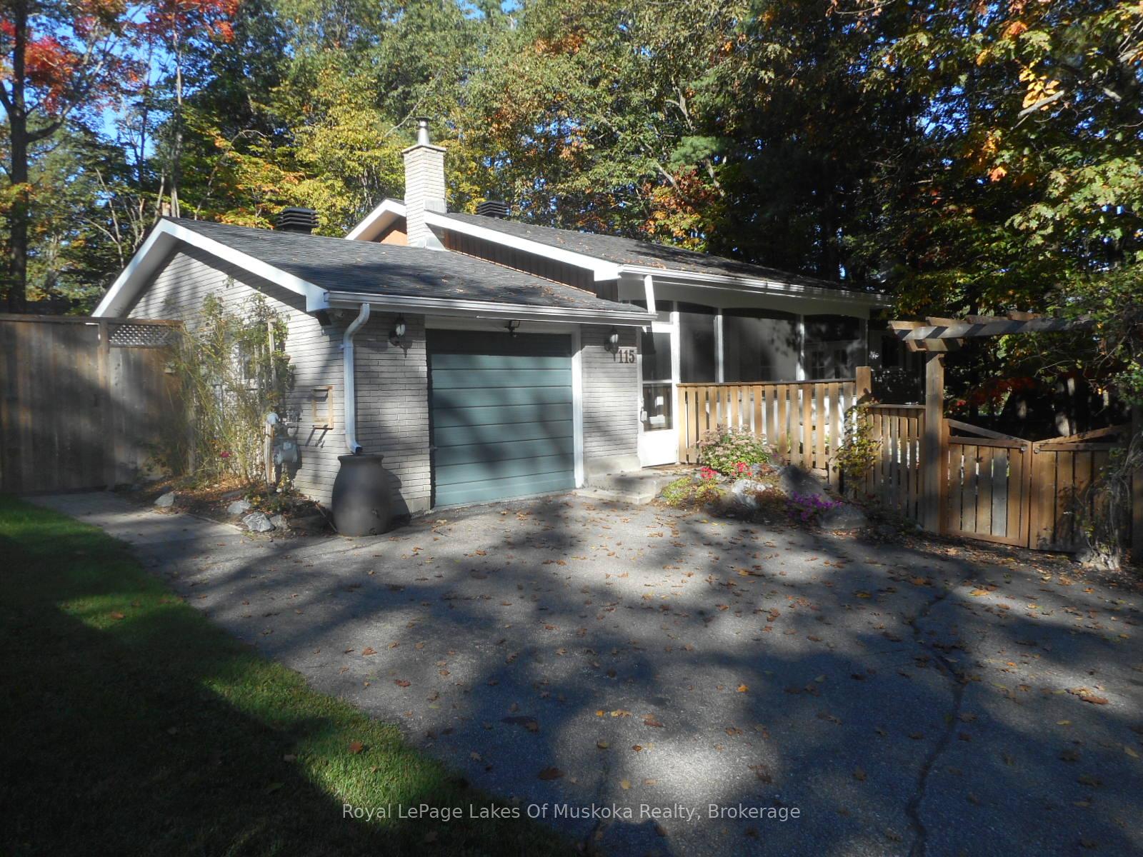 115 Douglas Street Gravenhurst Ontario Canada Sale residential Hugh Nichols RE/MAX PROFESSIONALS NORTH, BROKERAGE*