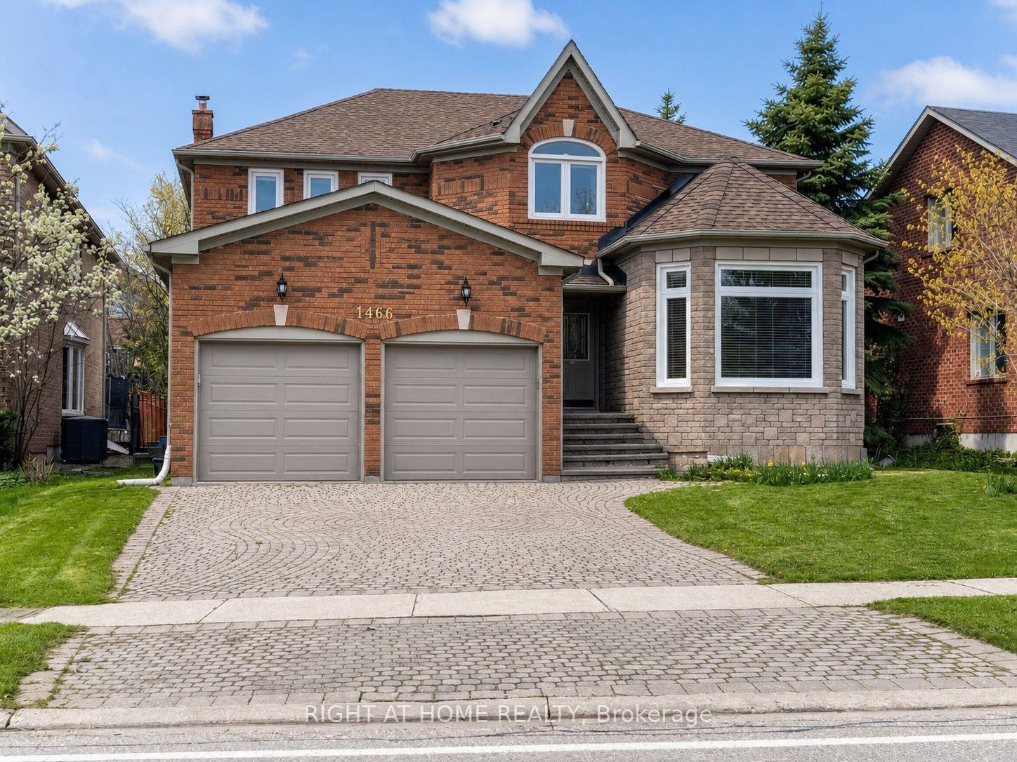 1466 Bayshire Drive Oakville Ontario Canada Rent residential Fatima Andrade Right at Home Realty, Brokerage*