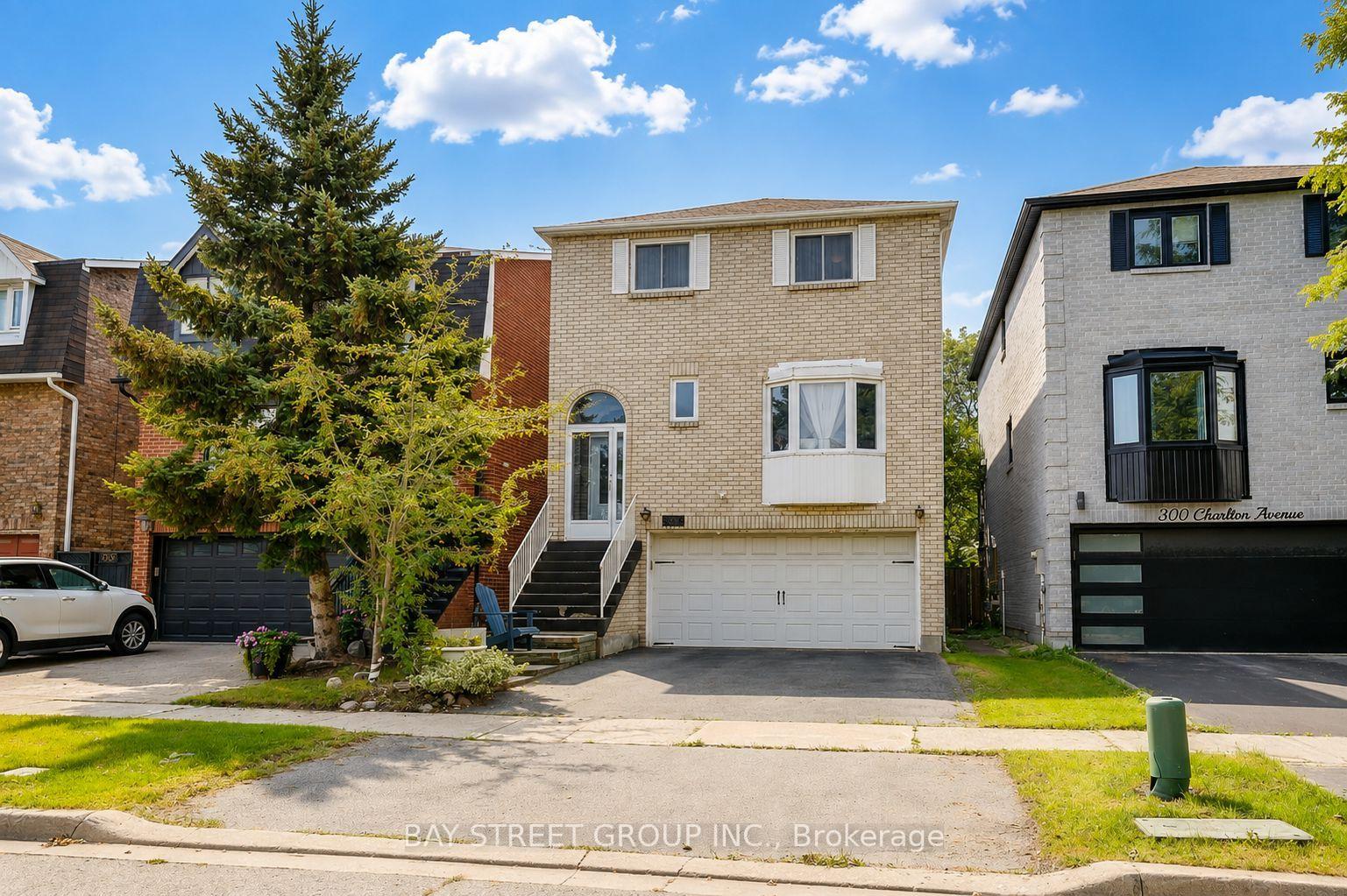 304 Charlton Avenue Vaughan Ontario Canada Sale residential Monika Vaid RE/MAX GOLD REALTY INC.
