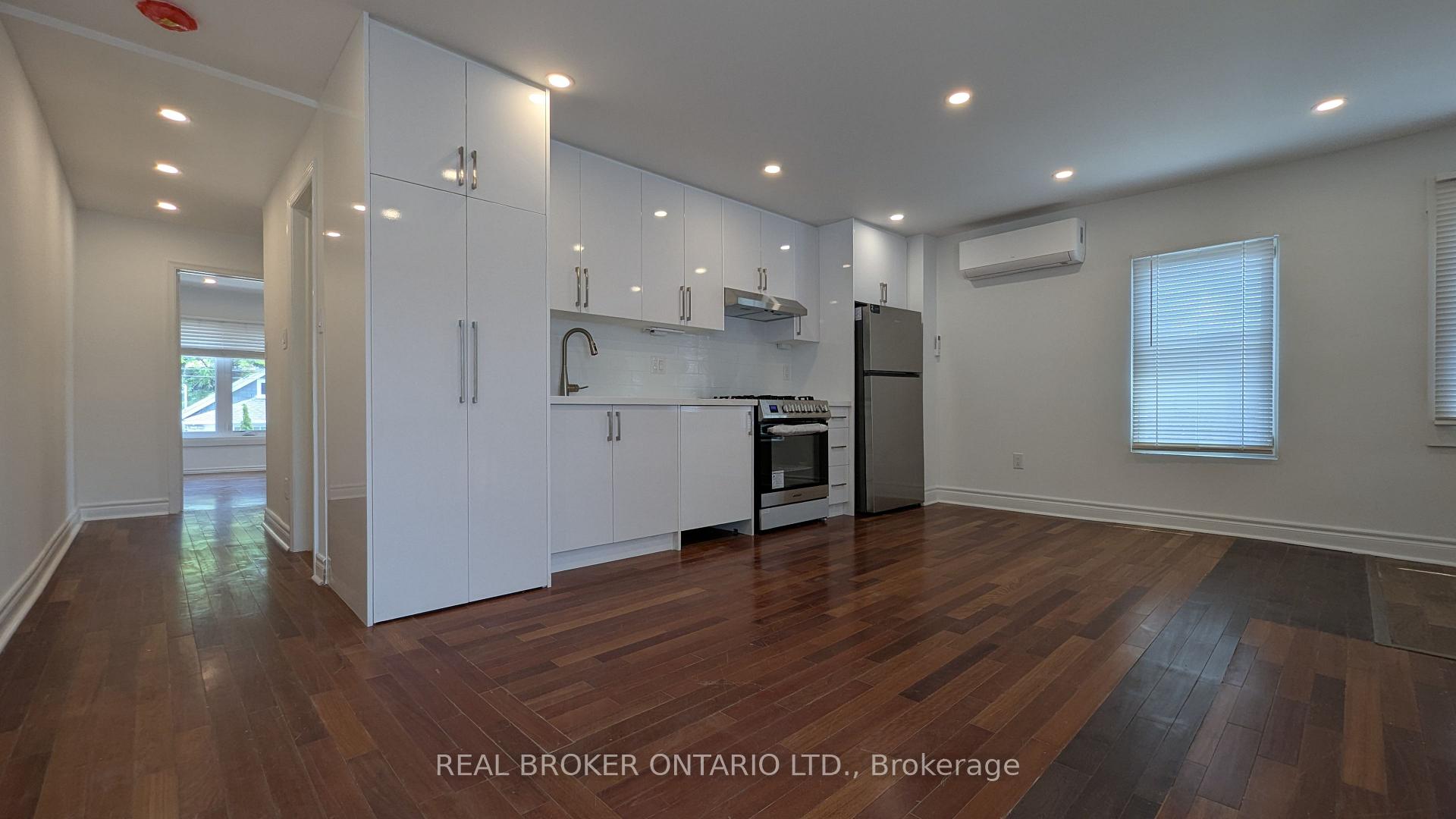 Unit #3 - 1150 Woodbine Avenue Toronto Ontario Canada Rent residential The Spring Team Real Estate