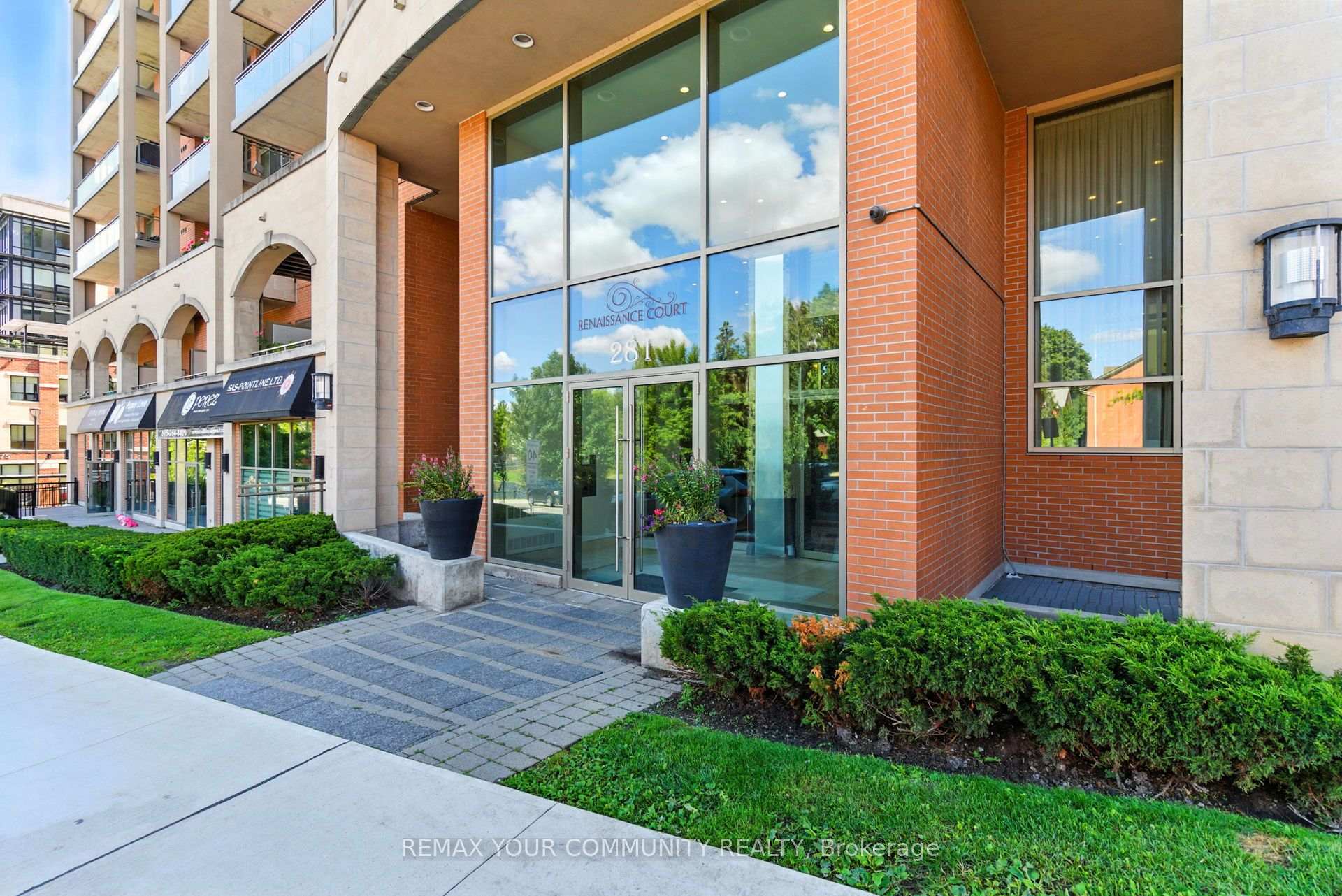 438 - 281 Woodbridge Avenue Vaughan Ontario Canada Sale residential Frank Vella Re/Max Your Community Realty, Brokerage