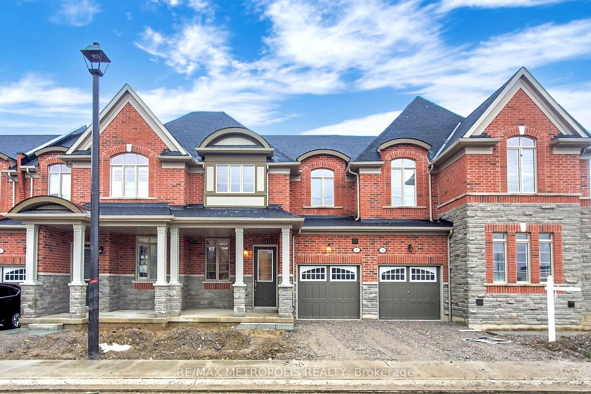 9 Caton Lane Ajax Ontario Canada Rent residential Sabina Hassan RE/MAX Metropolis Realty Brokerage*